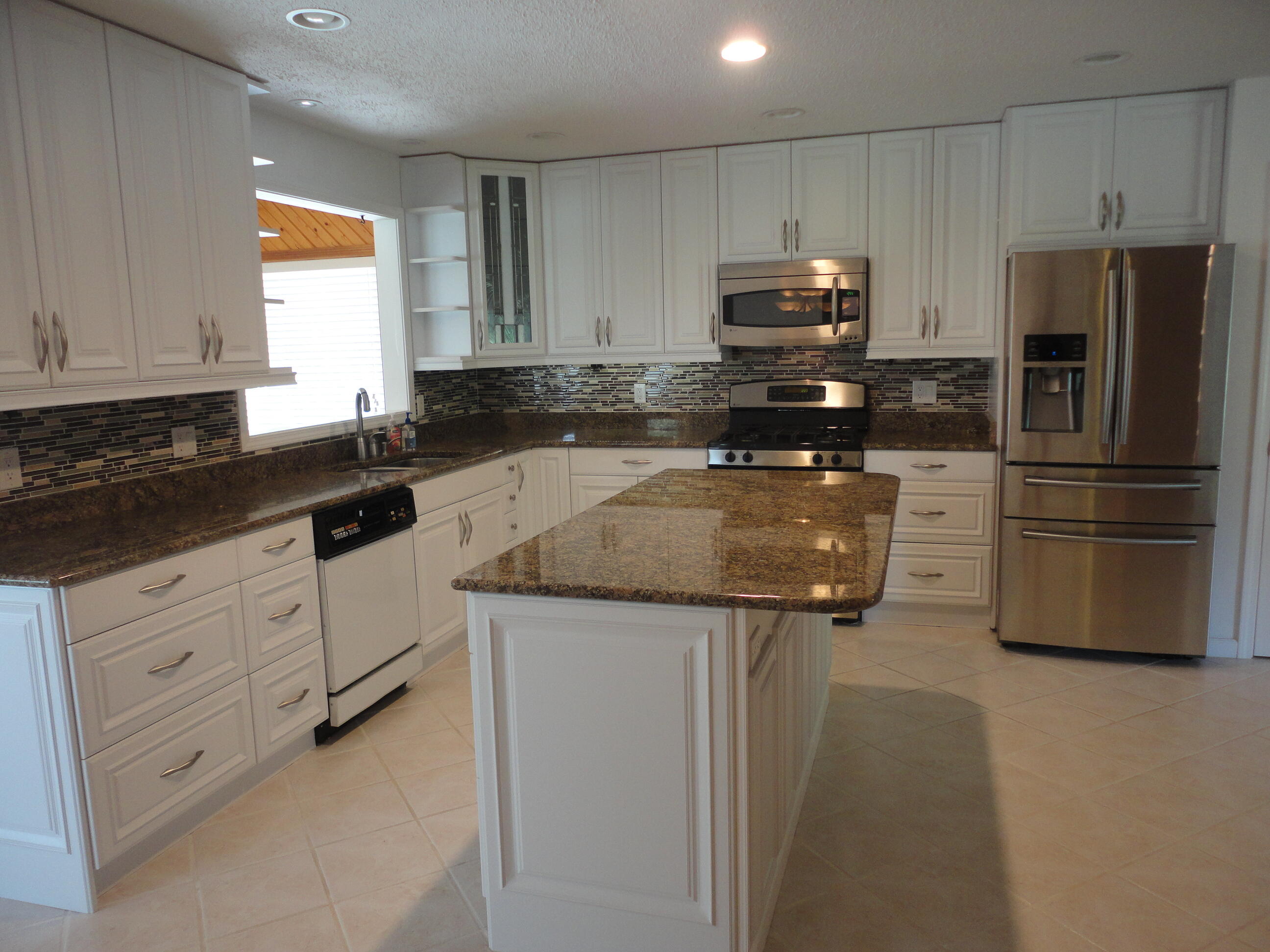 8711 Riverbend Drive South Haven MI 49090