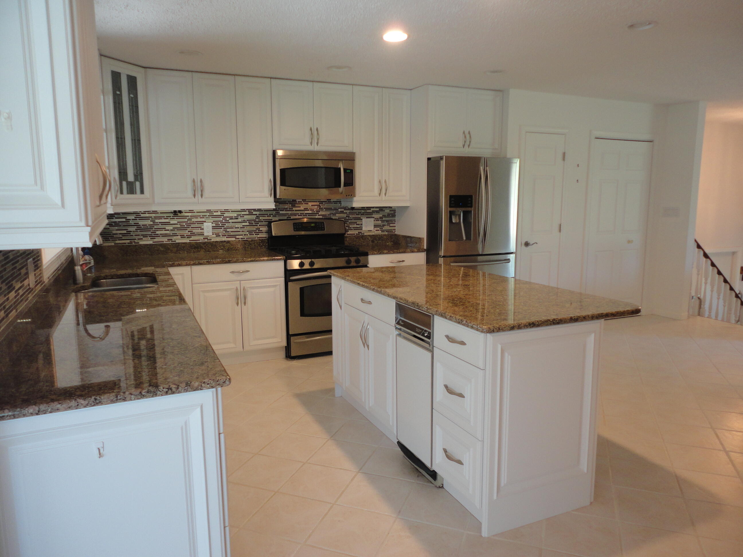 8711 Riverbend Drive South Haven MI 49090