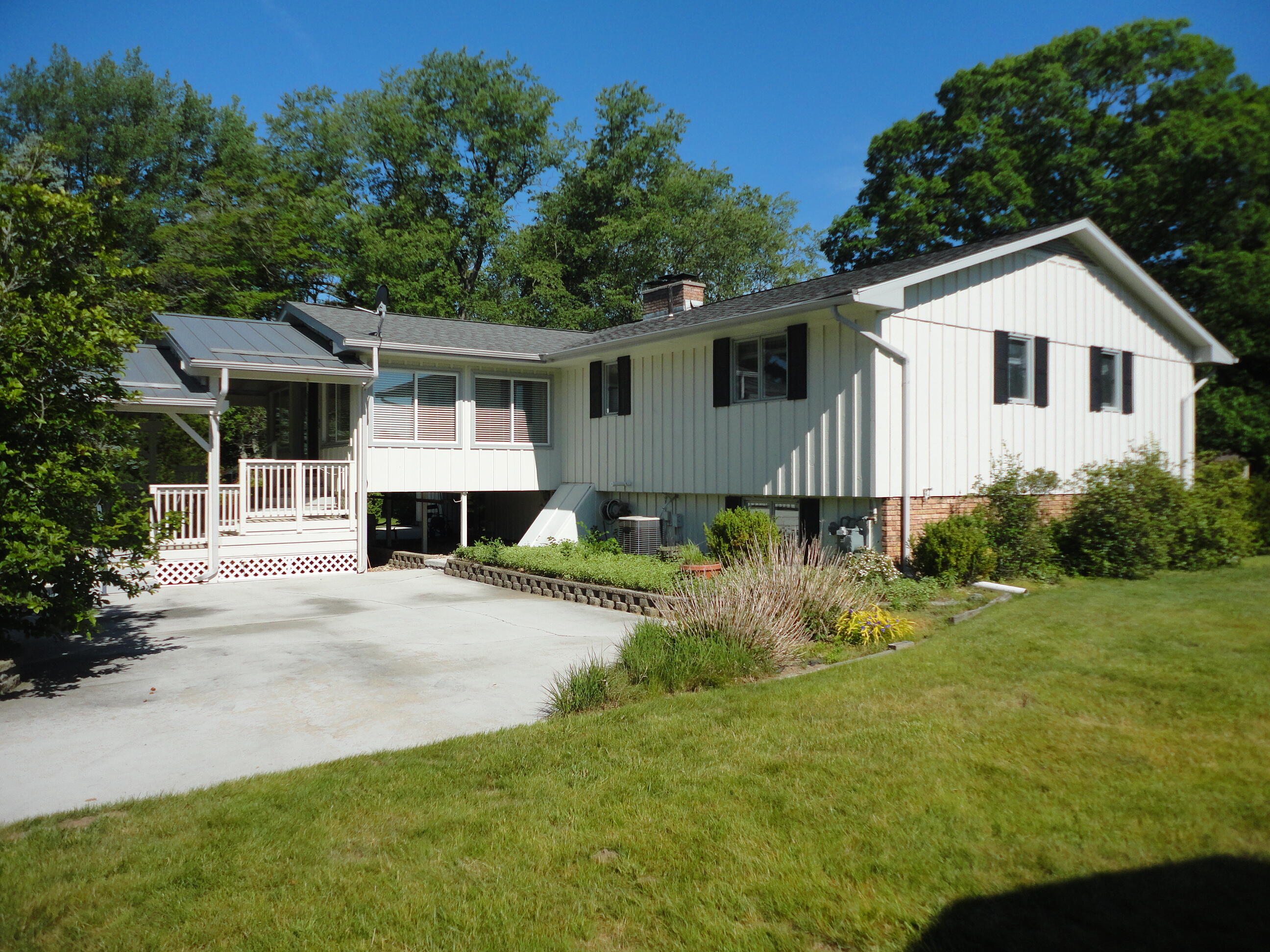 8711 Riverbend Drive South Haven MI 49090