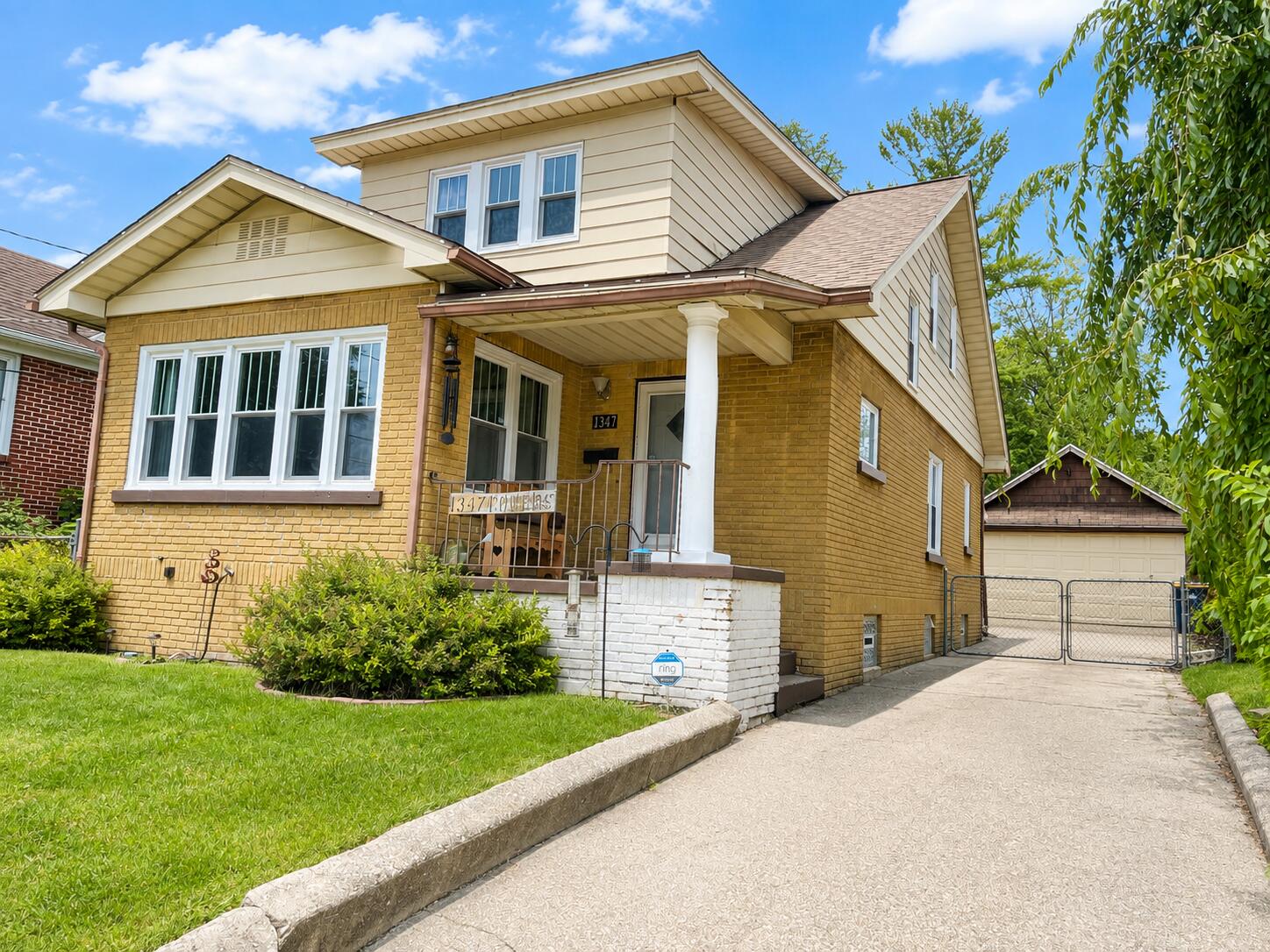 1347 NW Powers Avenue Grand Rapids MI 49504