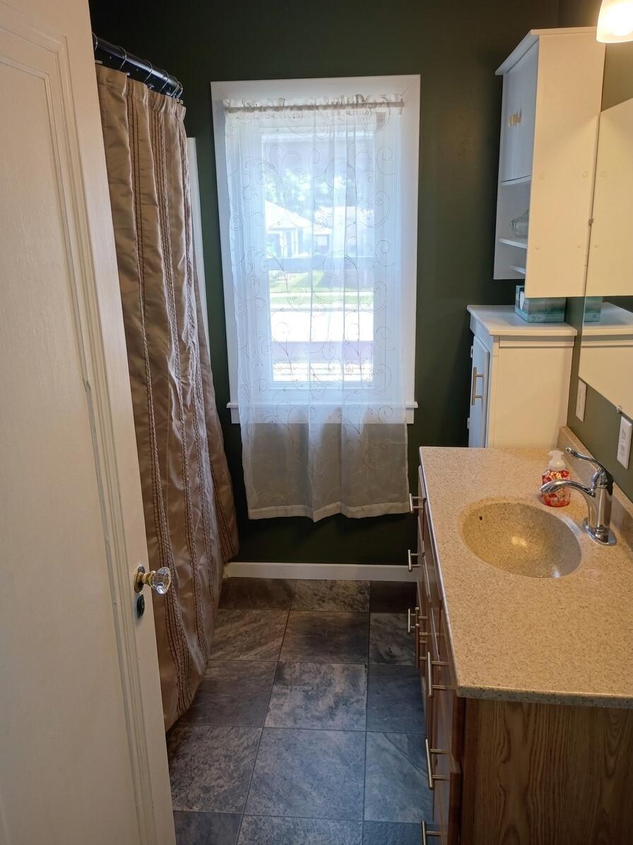 1347 NW Powers Avenue Grand Rapids MI 49504