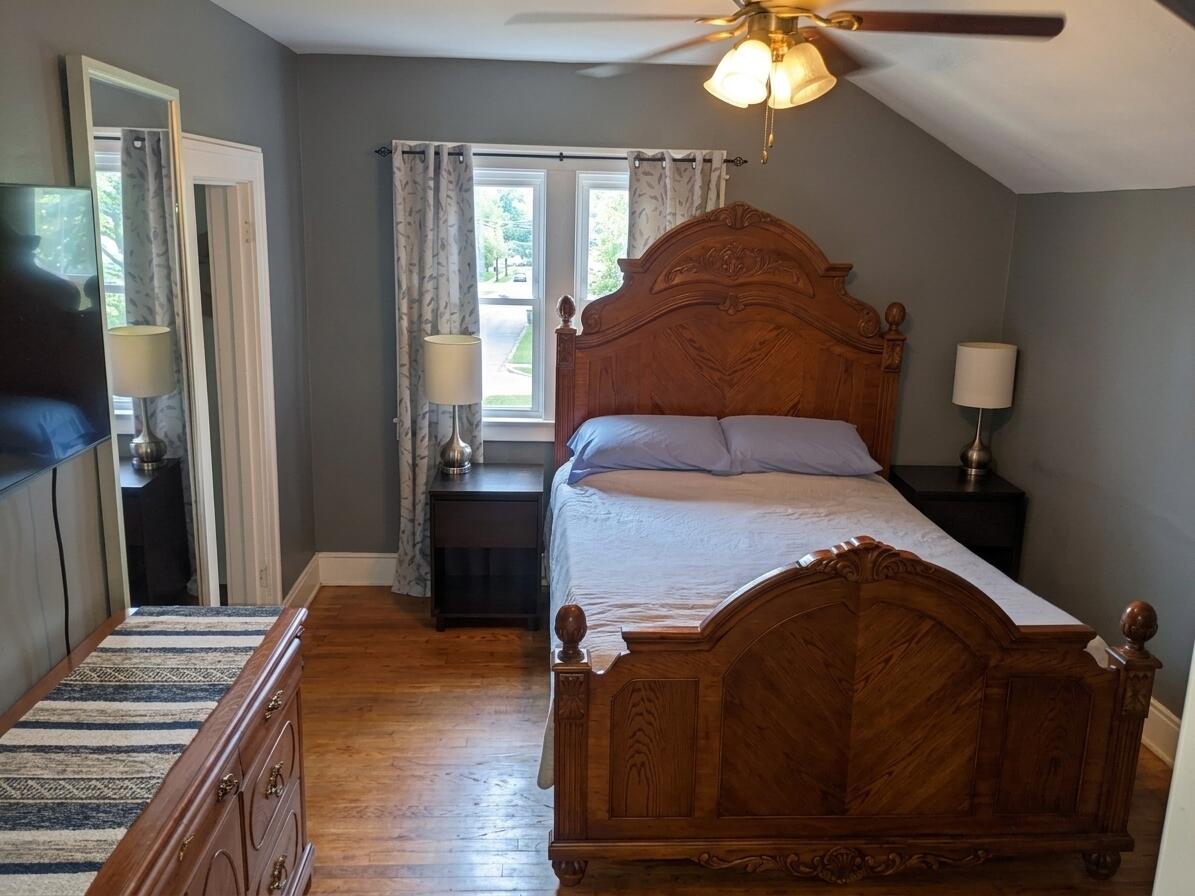 1347 NW Powers Avenue Grand Rapids MI 49504