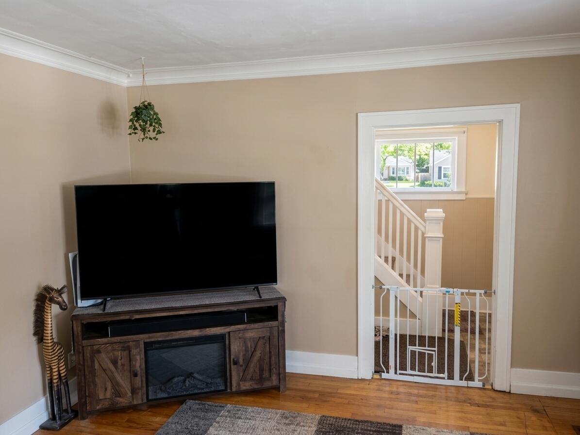 1347 NW Powers Avenue Grand Rapids MI 49504