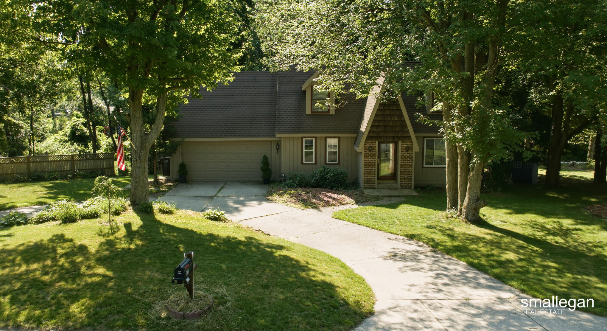 827 Shadybrook Drive Holland MI 49424