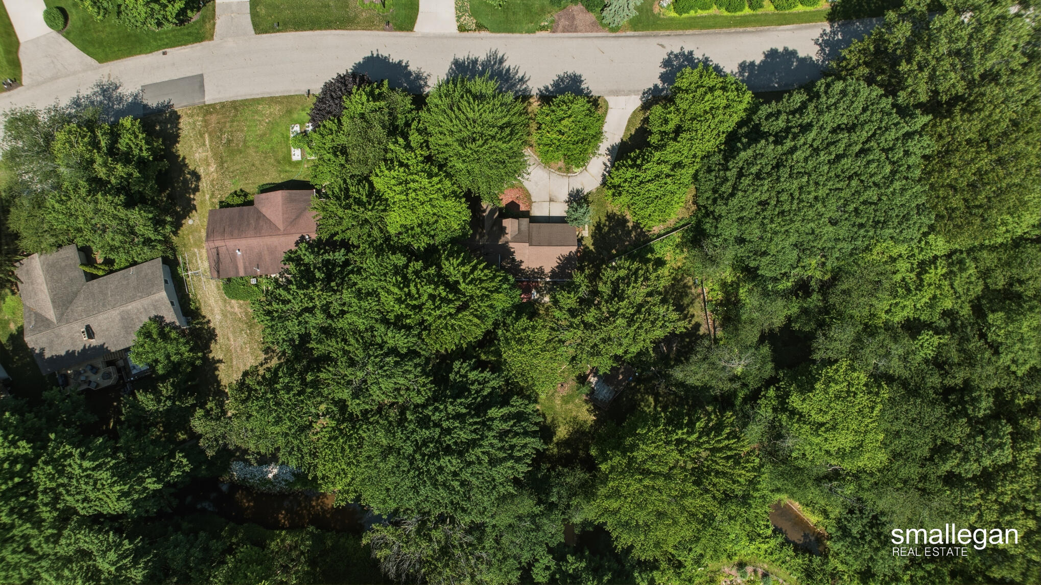 827 Shadybrook Drive Holland MI 49424