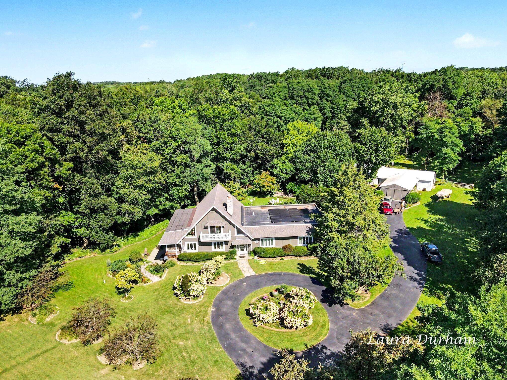 6391 122nd Avenue Fennville MI 49408