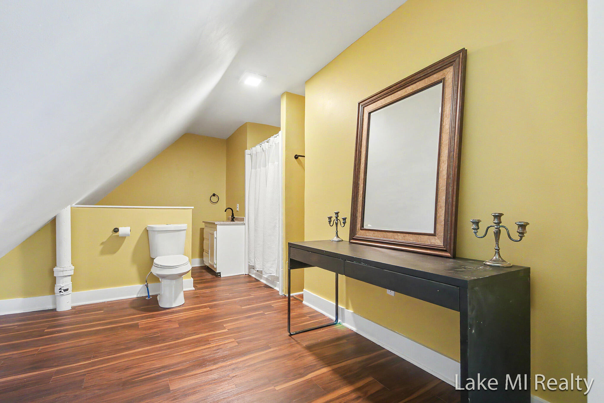 719 Leonard Street NE Grand Rapids MI 49503