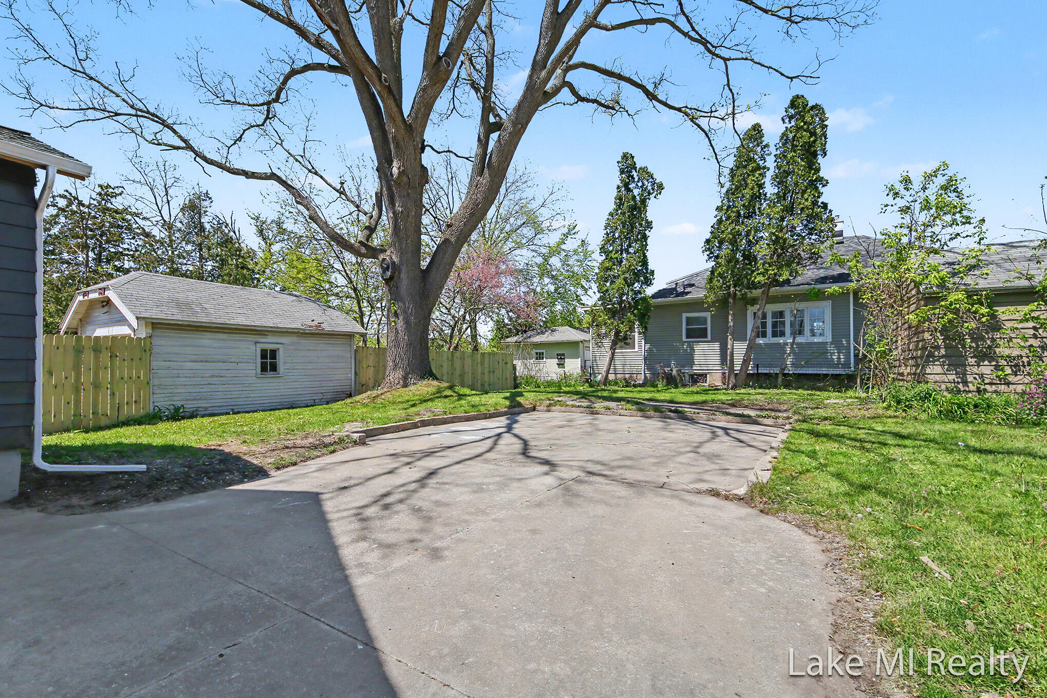 719 Leonard Street NE Grand Rapids MI 49503