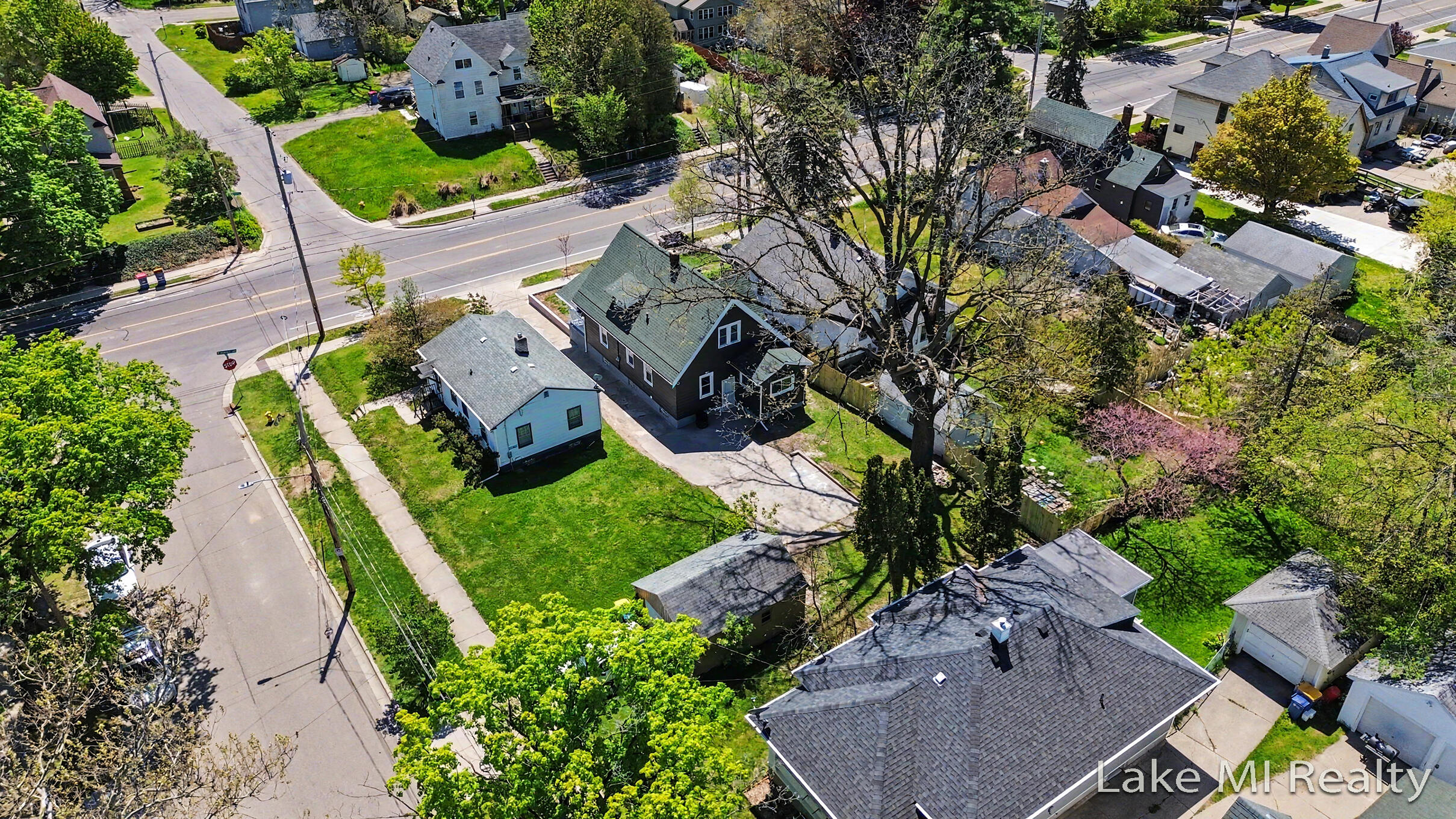 719 Leonard Street NE Grand Rapids MI 49503