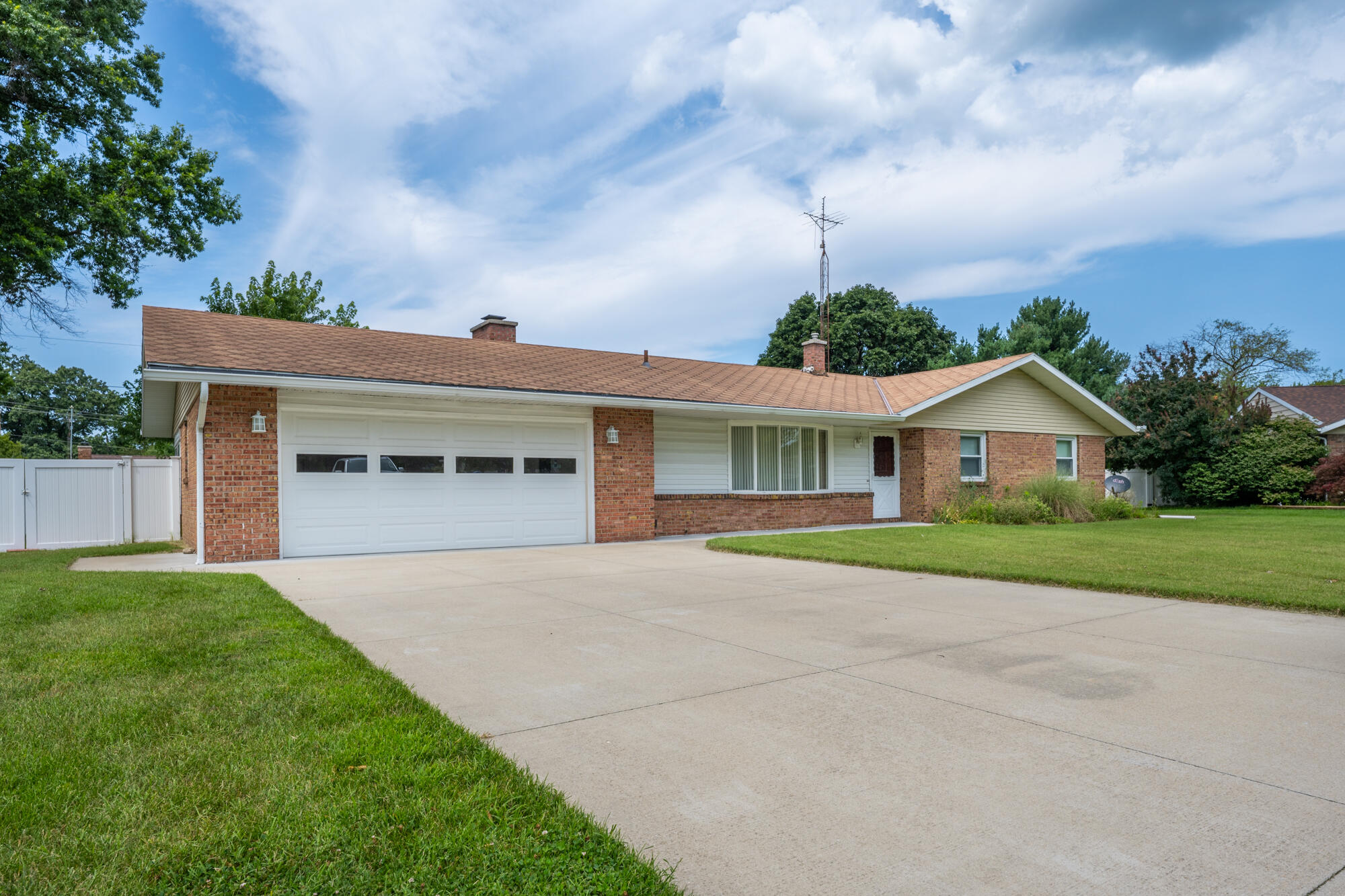 5980 Willow Creek Path Stevensville MI 49127