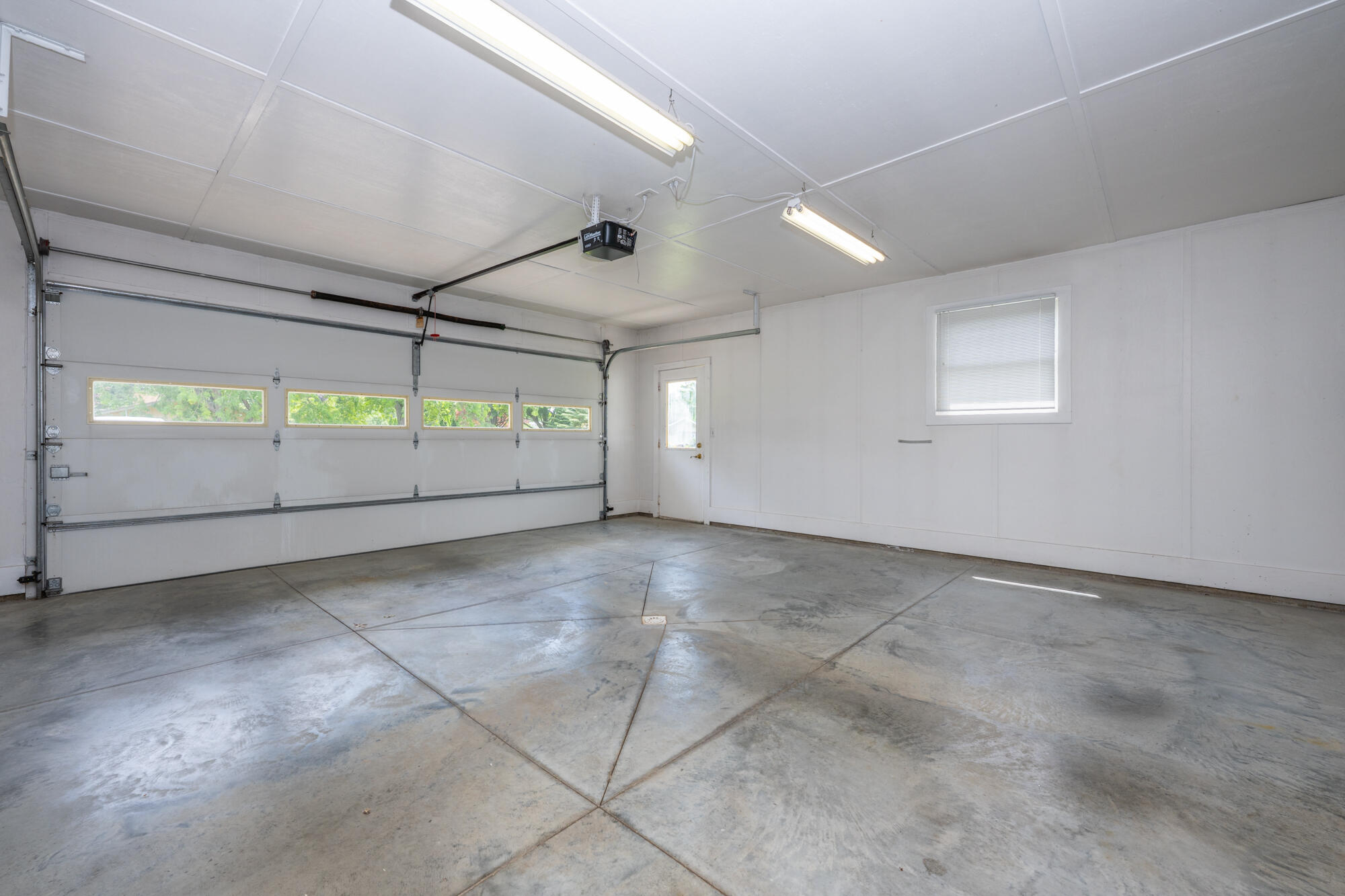 5980 Willow Creek Path Stevensville MI 49127