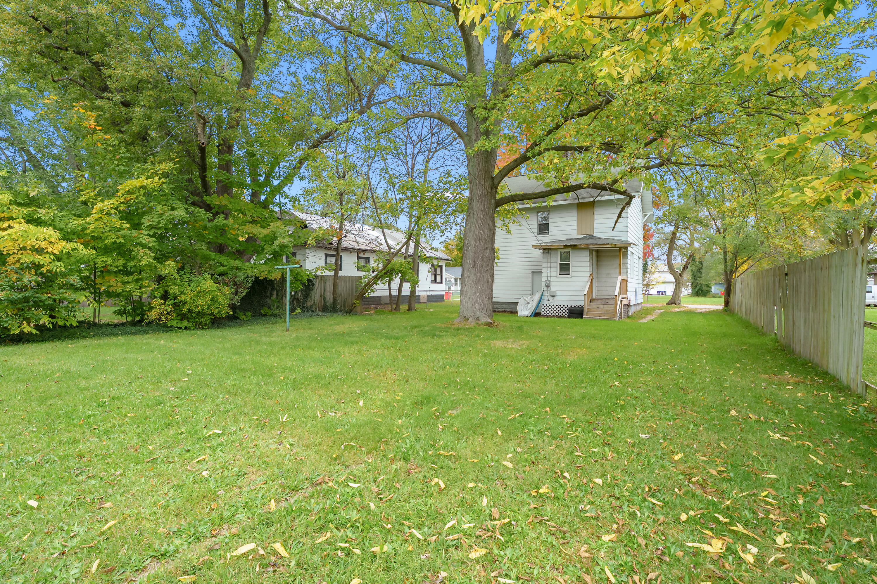 862 Lavette Avenue Benton Harbor MI 49022