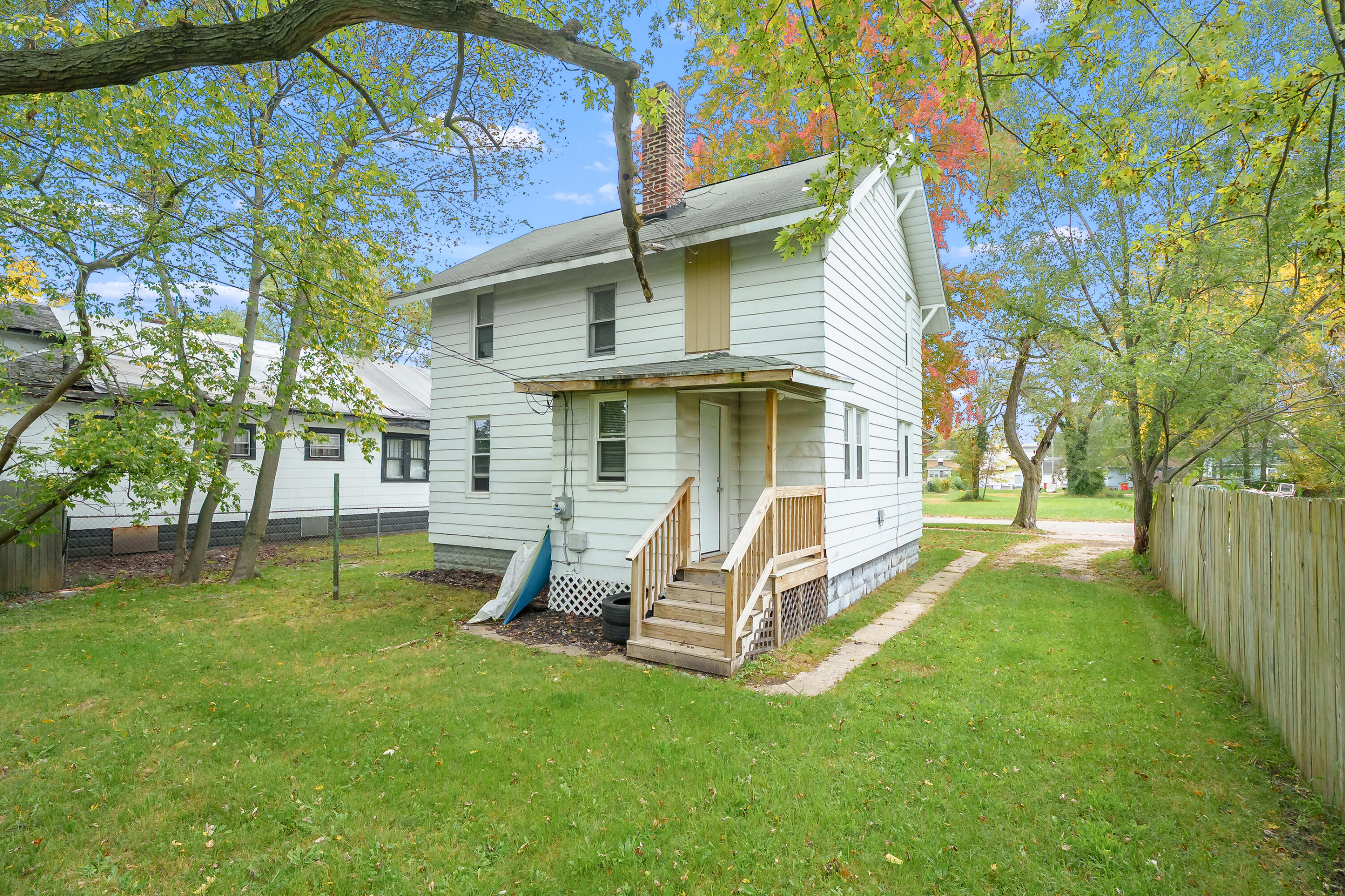 862 Lavette Avenue Benton Harbor MI 49022