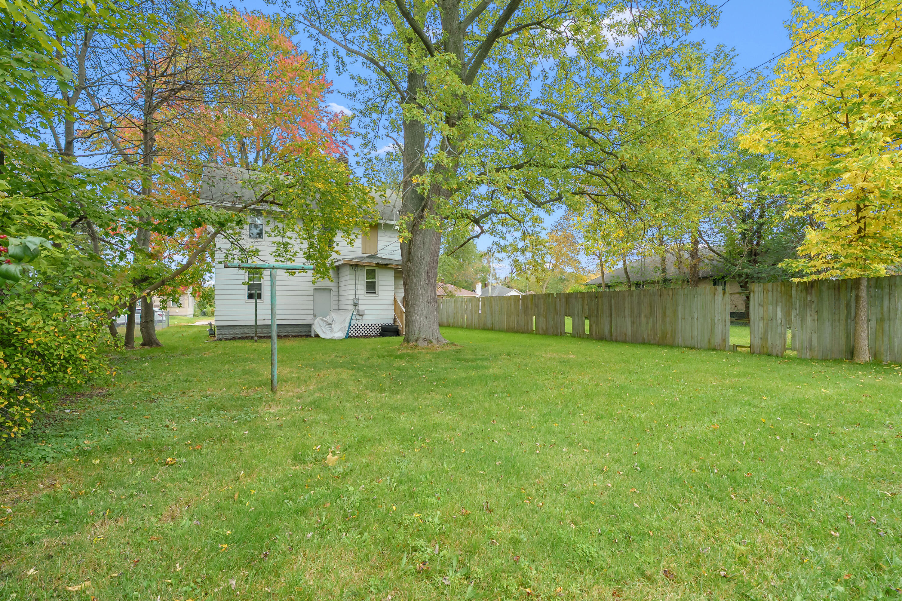 862 Lavette Avenue Benton Harbor MI 49022