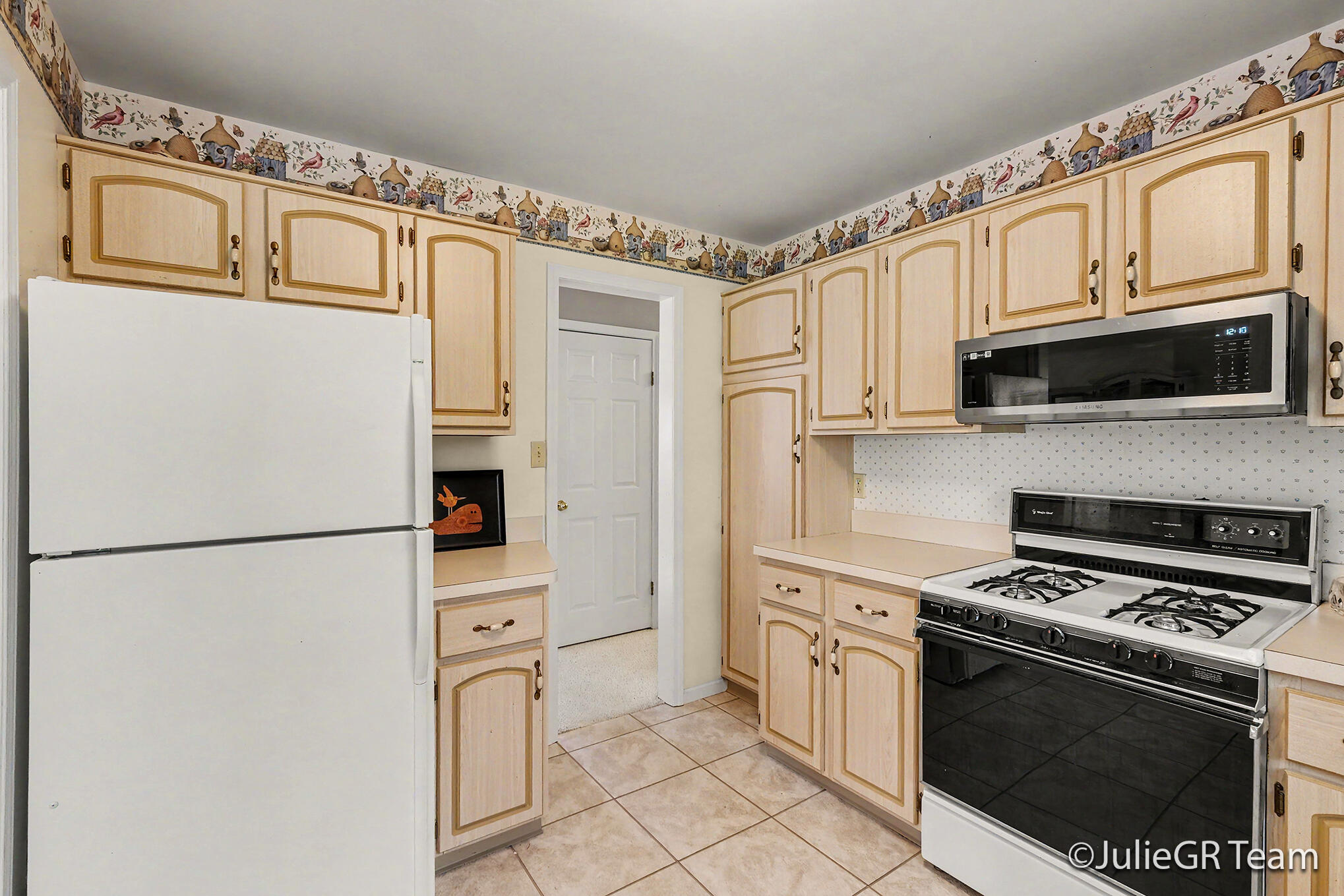 6635 E Via Vista Court NE Rockford MI 49341