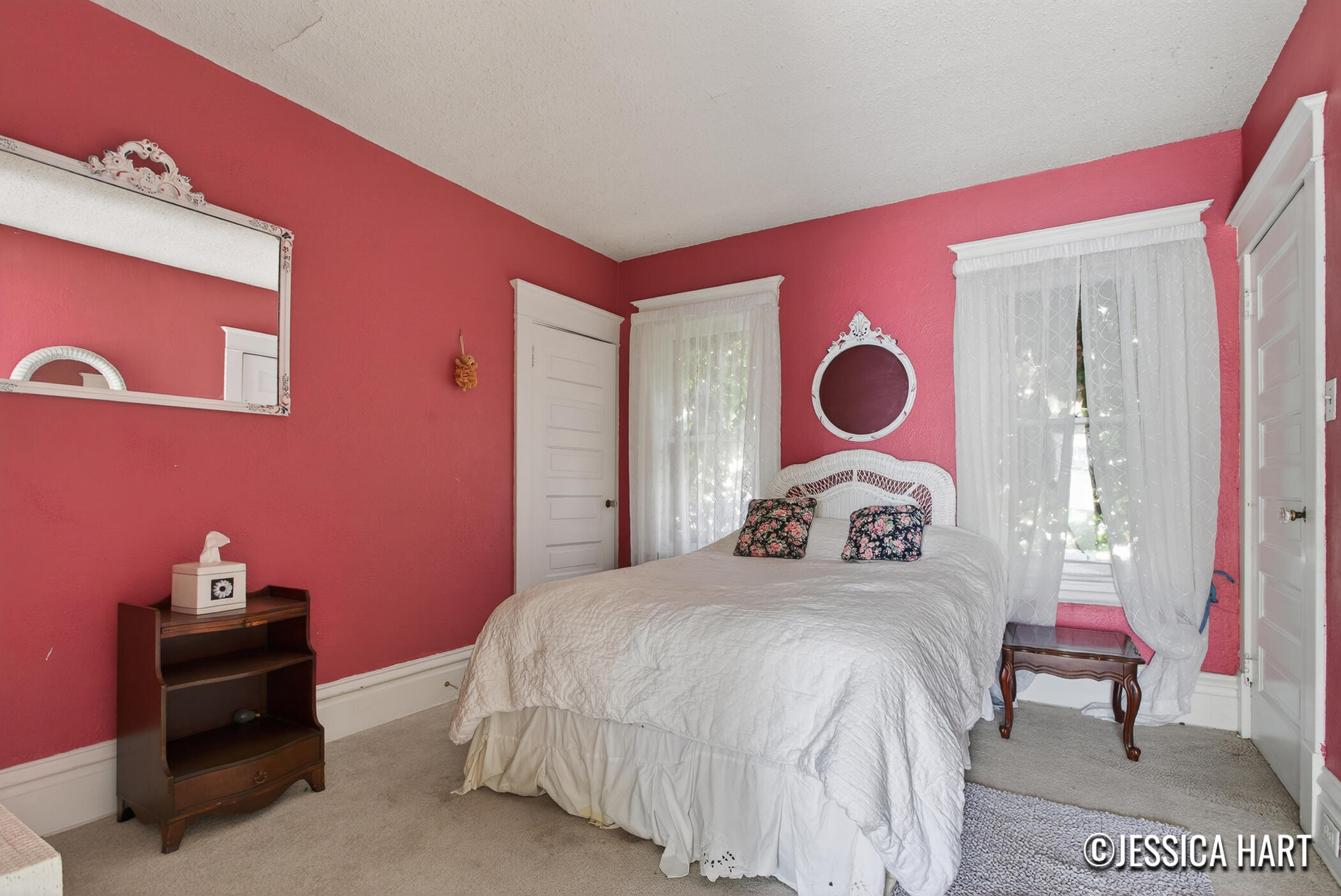 211 Trowbridge Street NE Grand Rapids MI 49503
