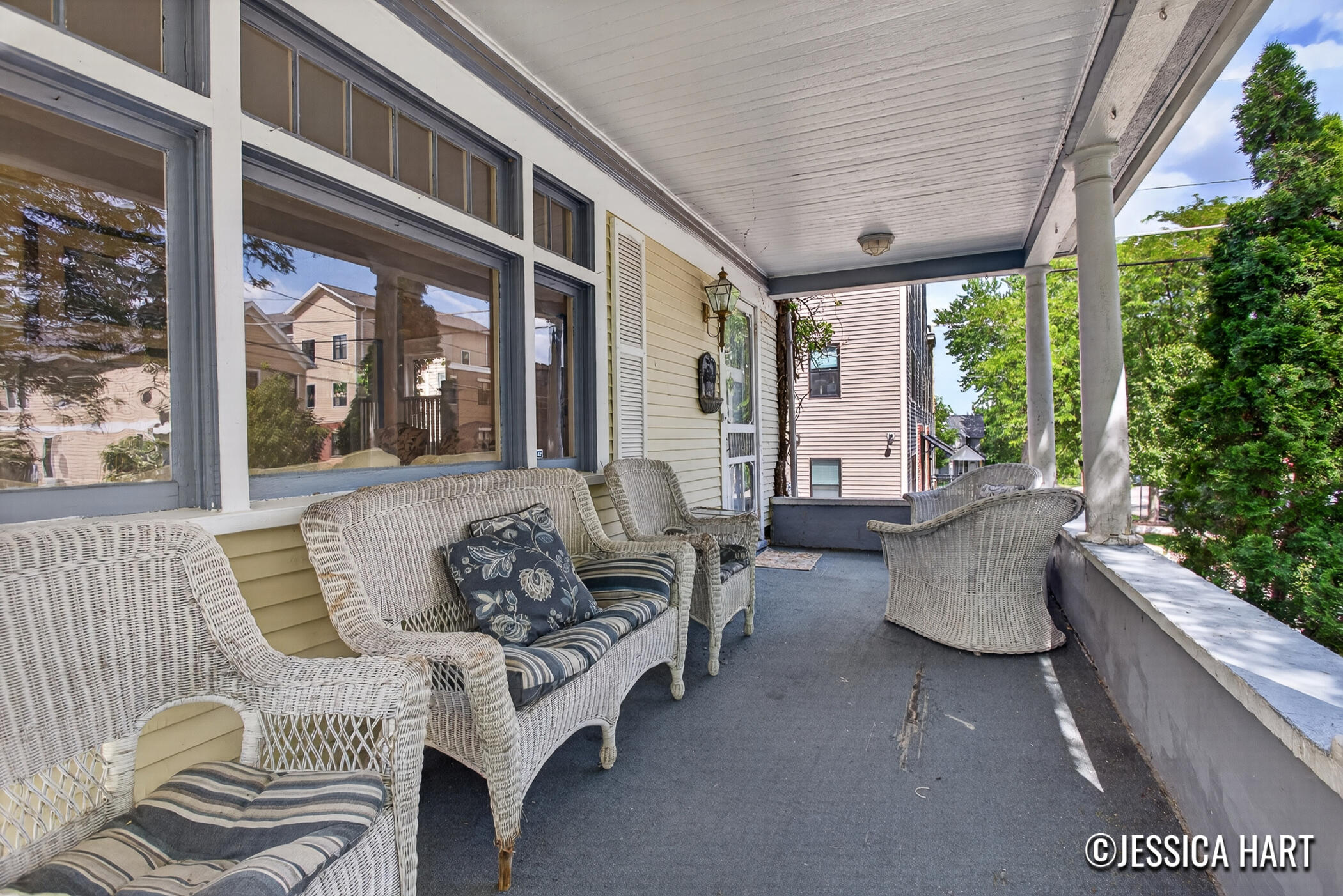 211 Trowbridge Street NE Grand Rapids MI 49503