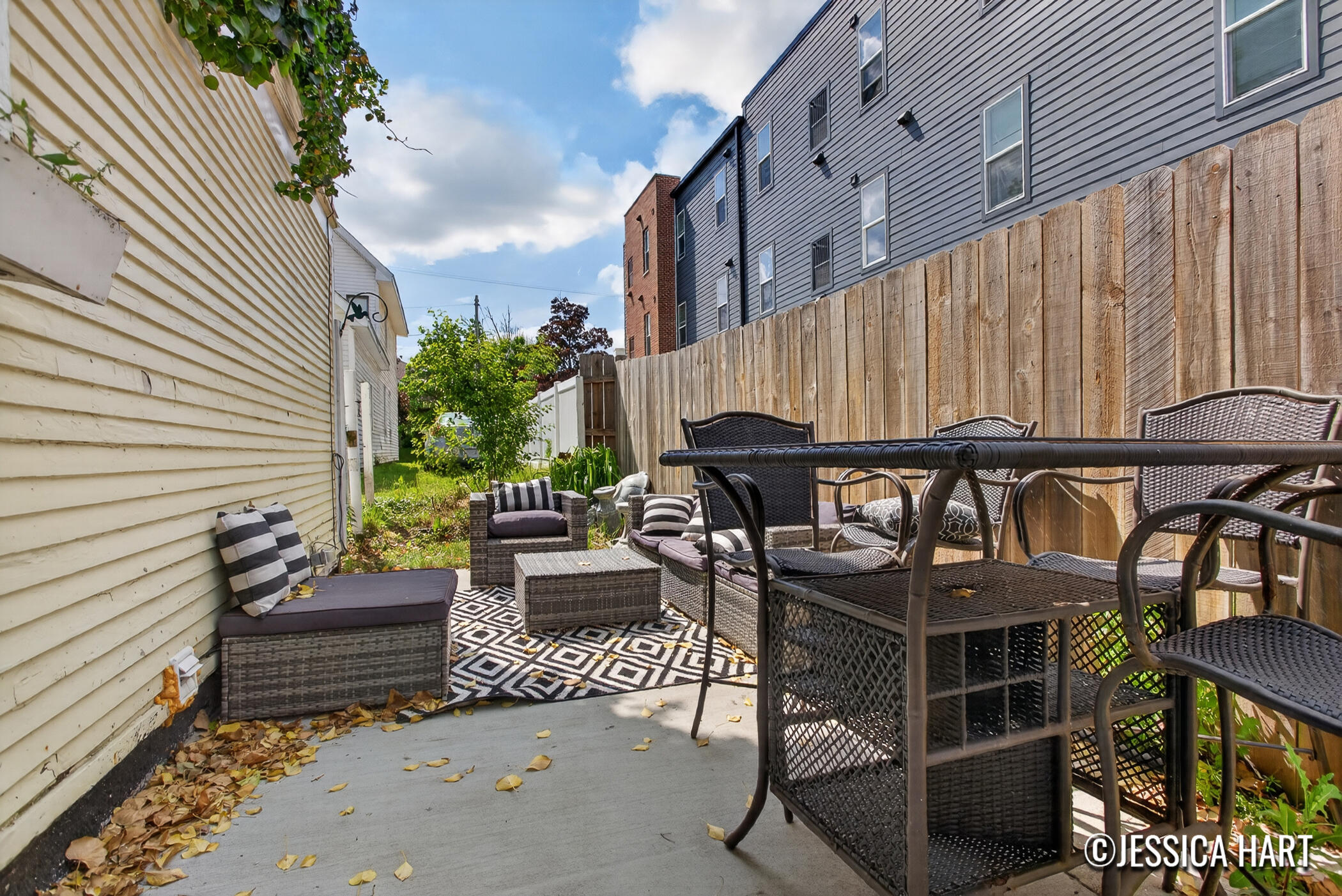 211 Trowbridge Street NE Grand Rapids MI 49503