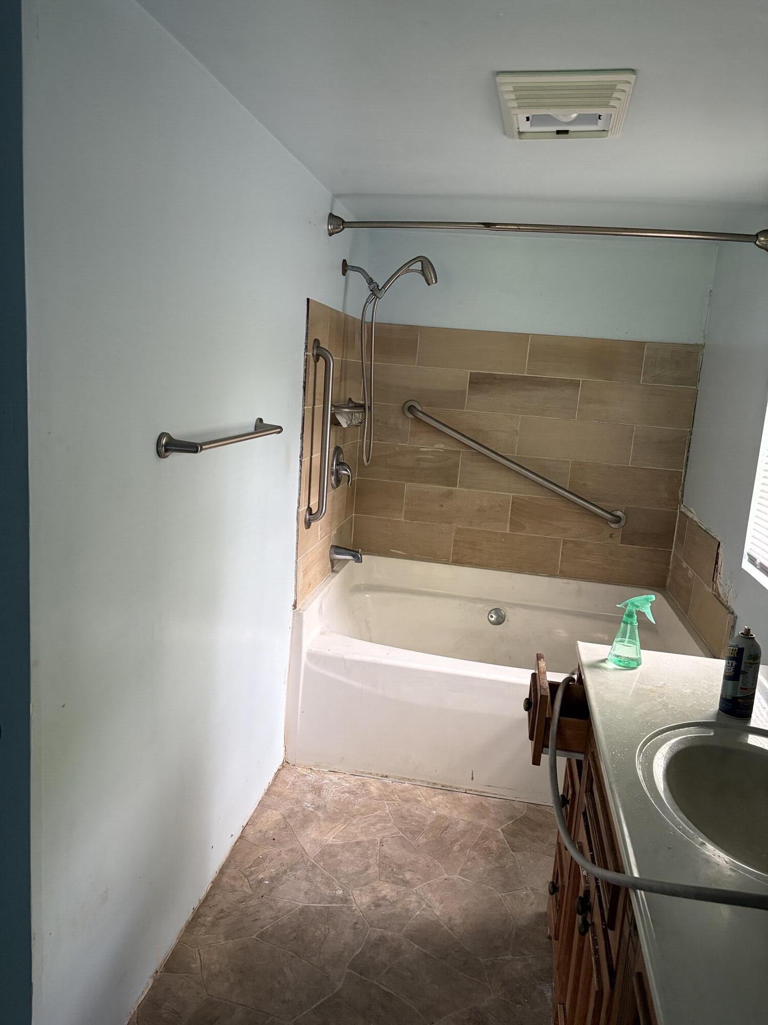 2216 S 17th Street Niles MI 49120