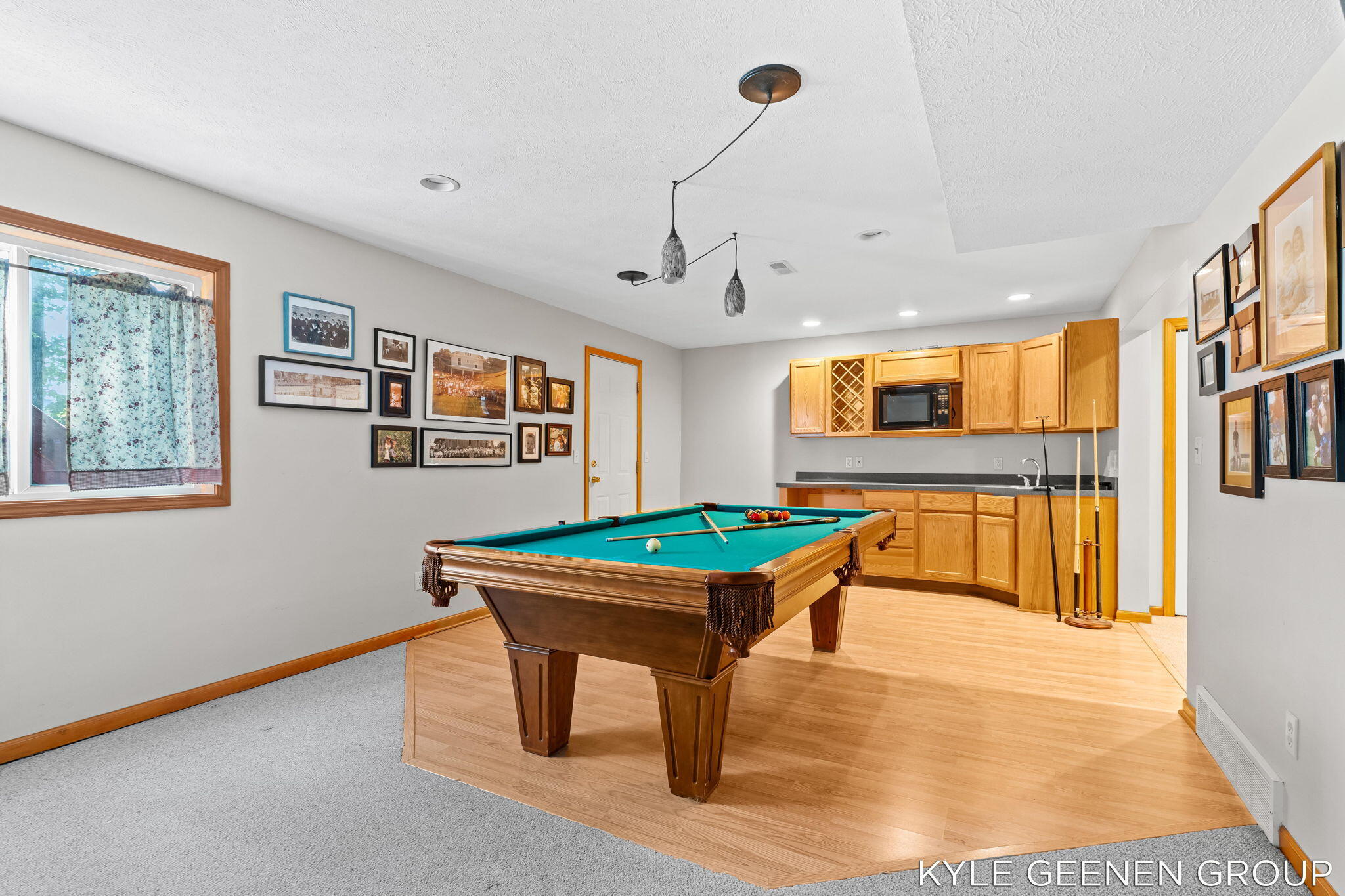 10887 Thornberry Way Zeeland MI 49464