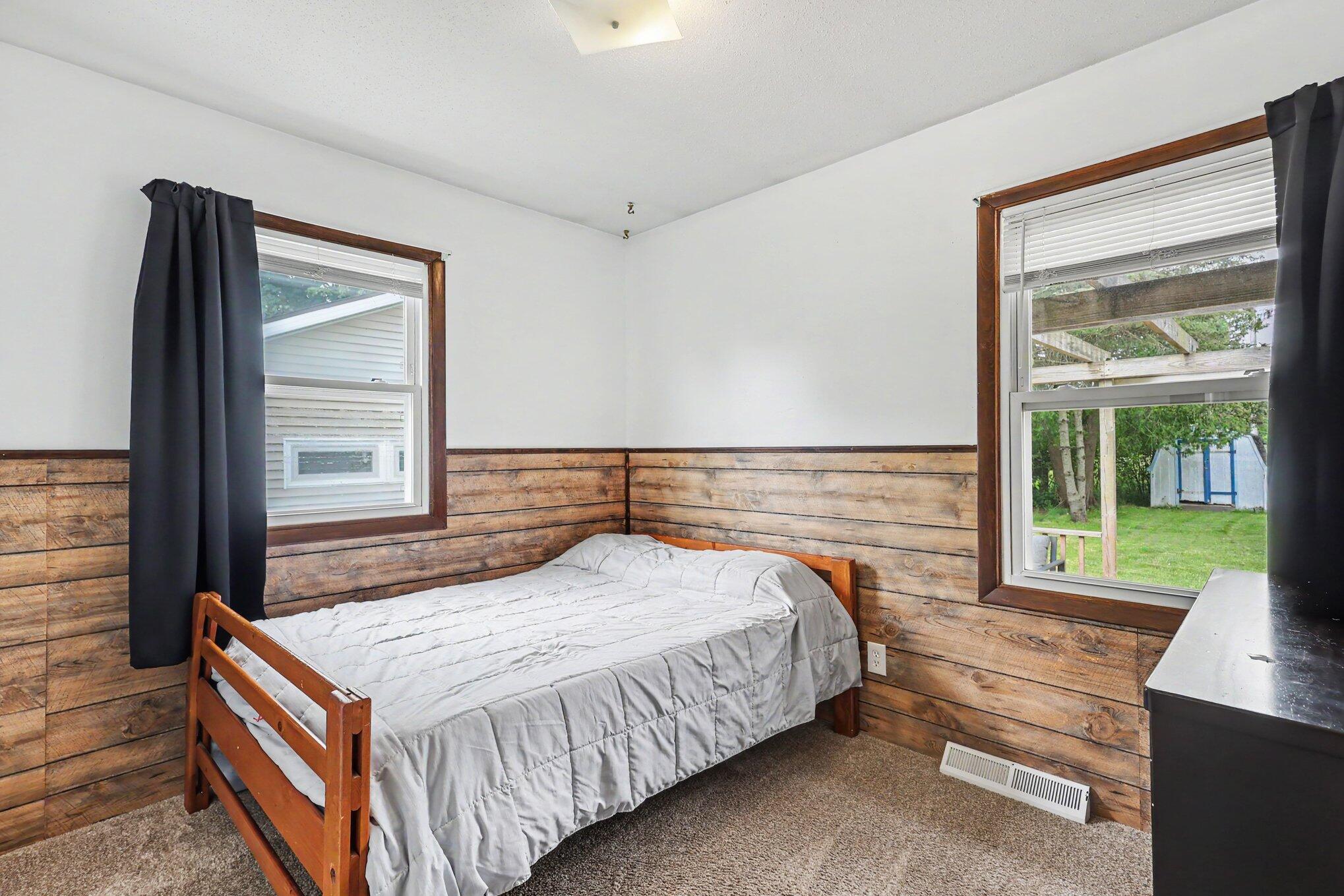 675 Westway Drive NW Grand Rapids MI 49534