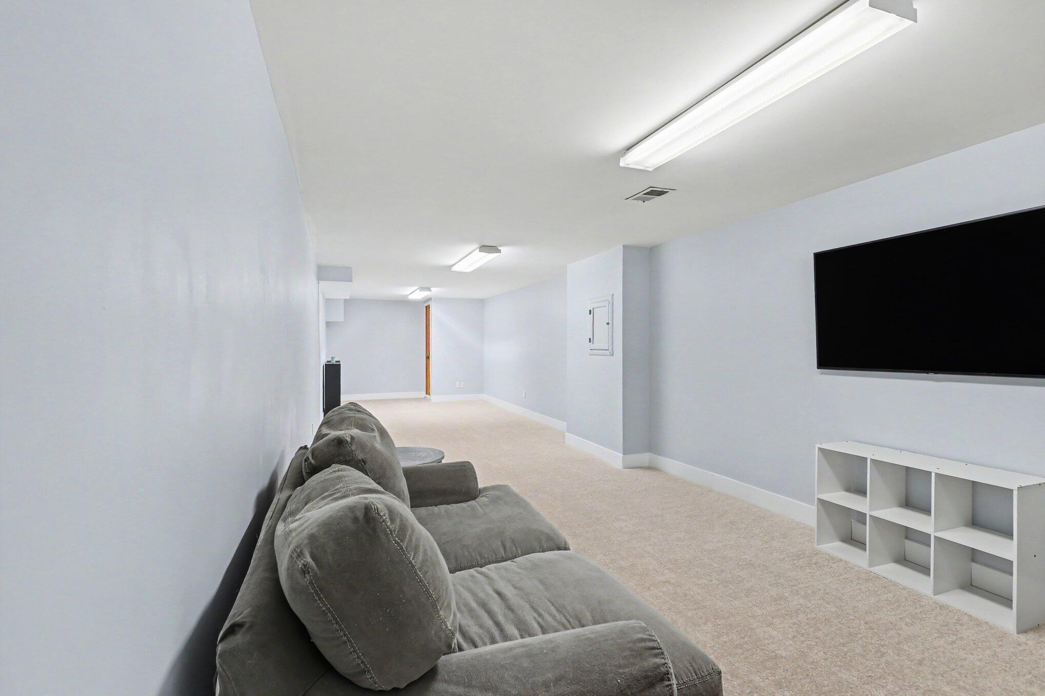 675 Westway Drive NW Grand Rapids MI 49534