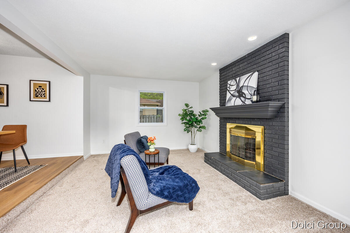 4161 Kings Row Court NW Grand Rapids MI 49534