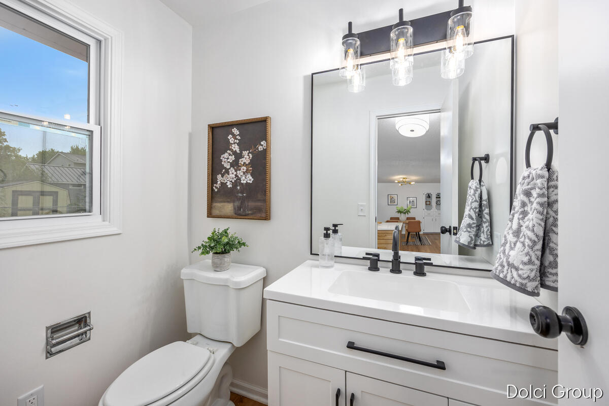 4161 Kings Row Court NW Grand Rapids MI 49534