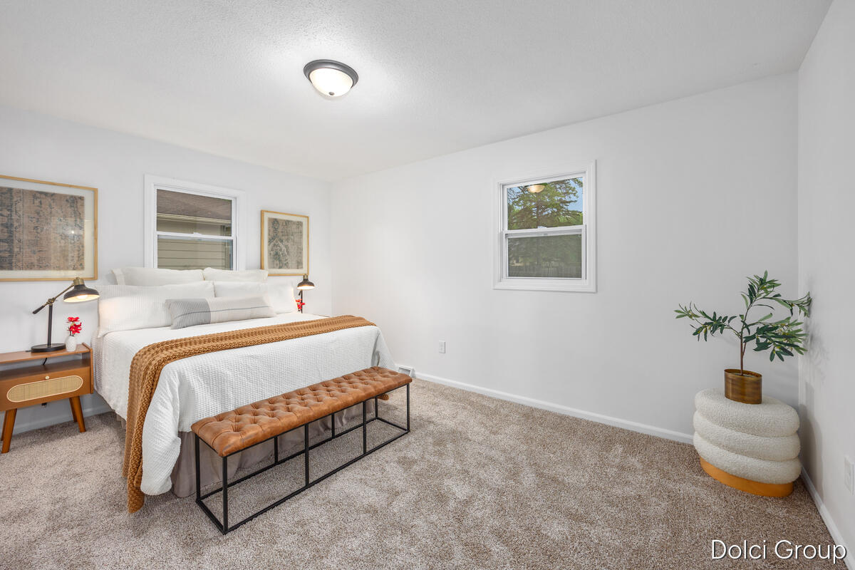 4161 Kings Row Court NW Grand Rapids MI 49534