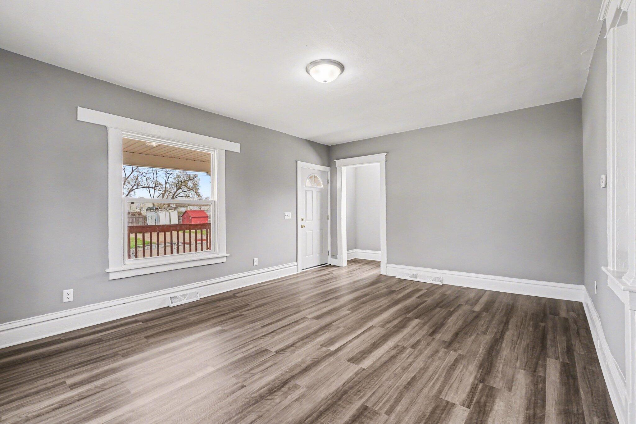 2008 E Stockbridge Avenue Kalamazoo MI 49001