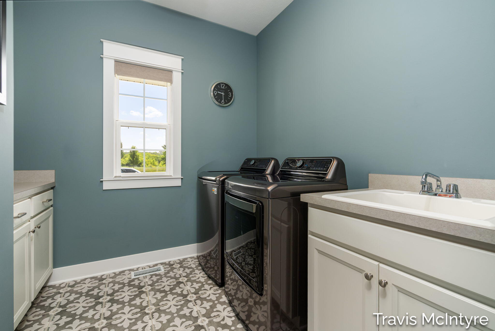 9063 Sterling Hills Drive NE Rockford MI 49341