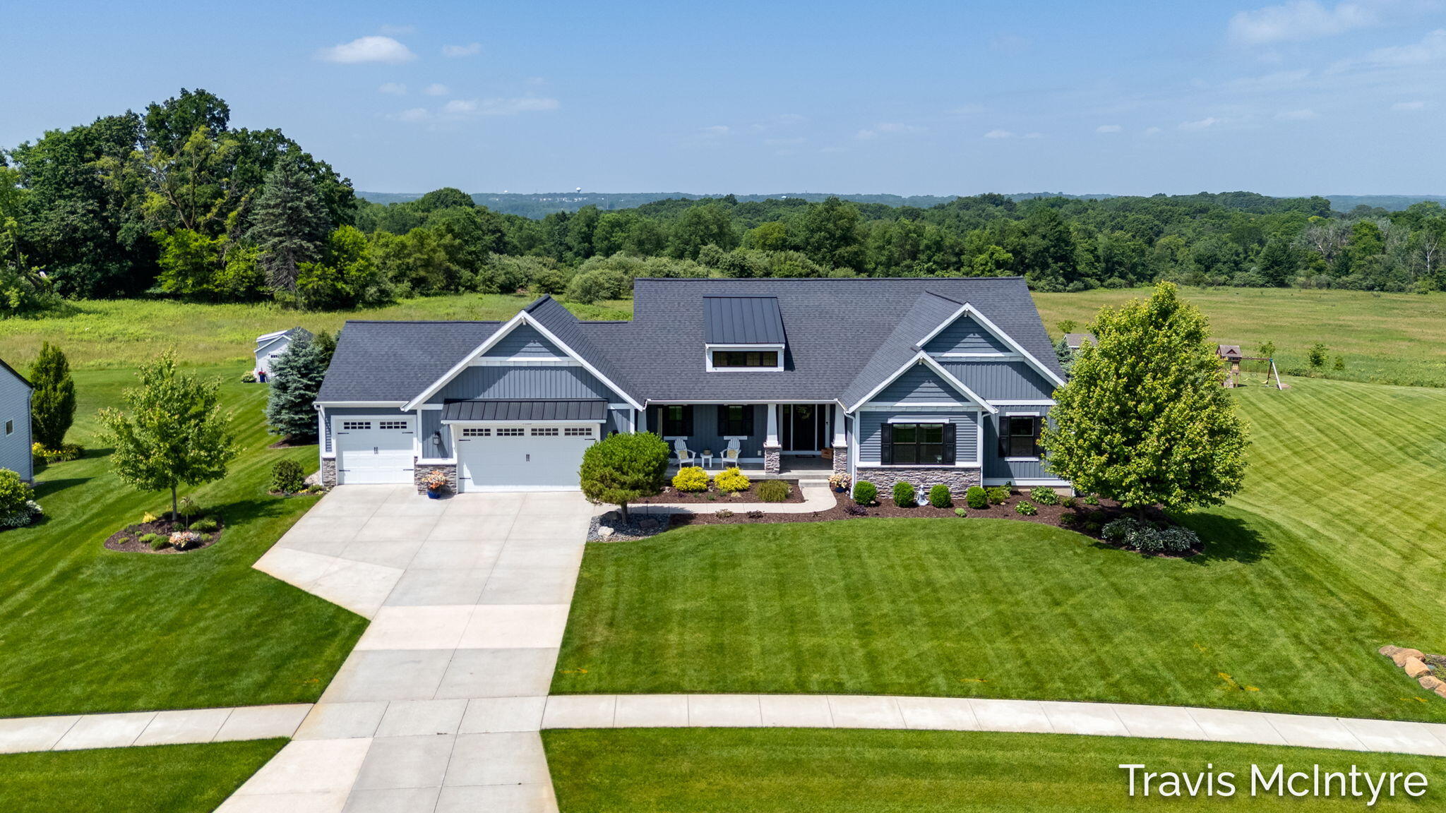 9063 Sterling Hills Drive NE Rockford MI 49341