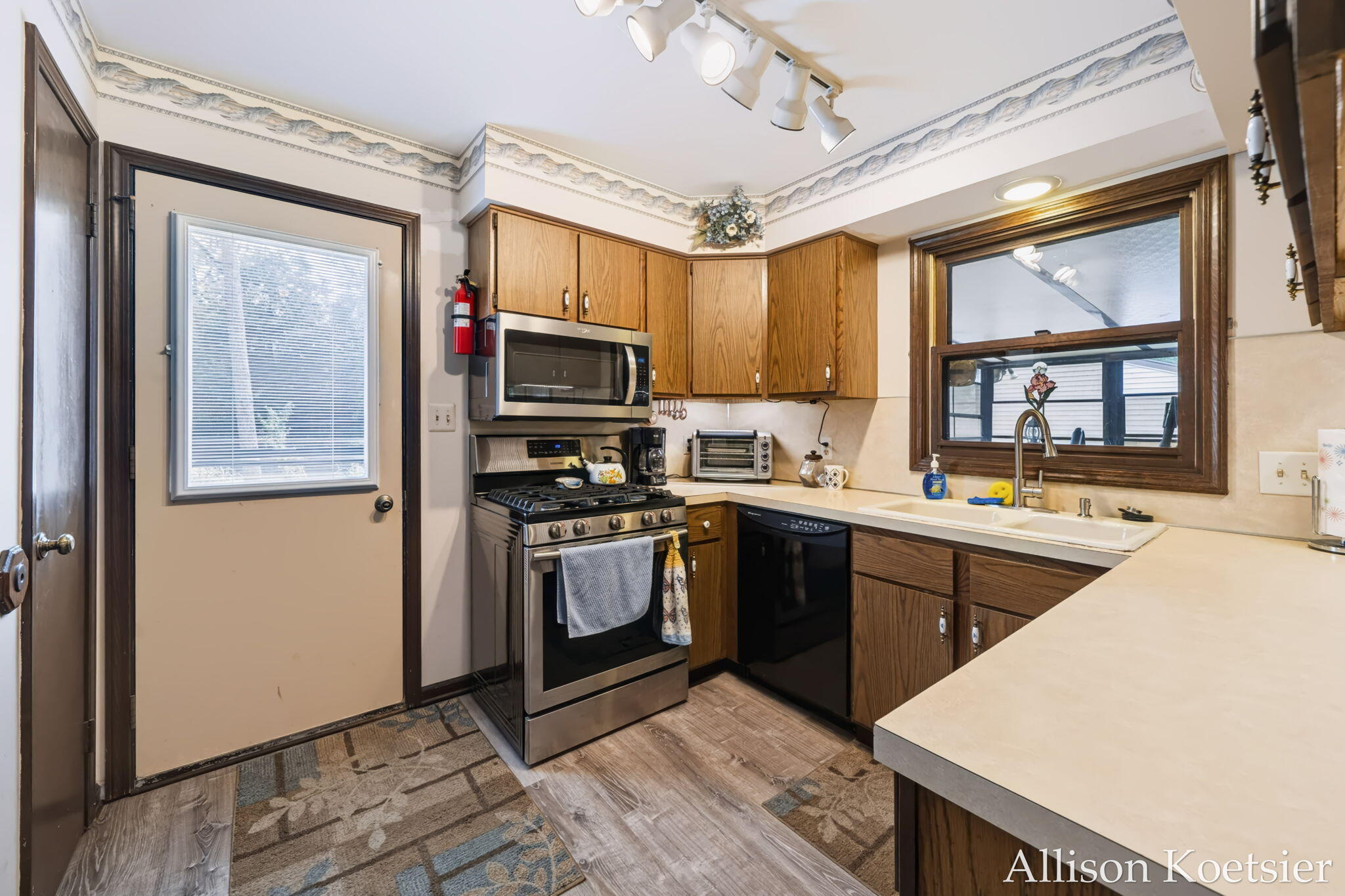 3609 Jupiter Avenue NE Grand Rapids MI 49525