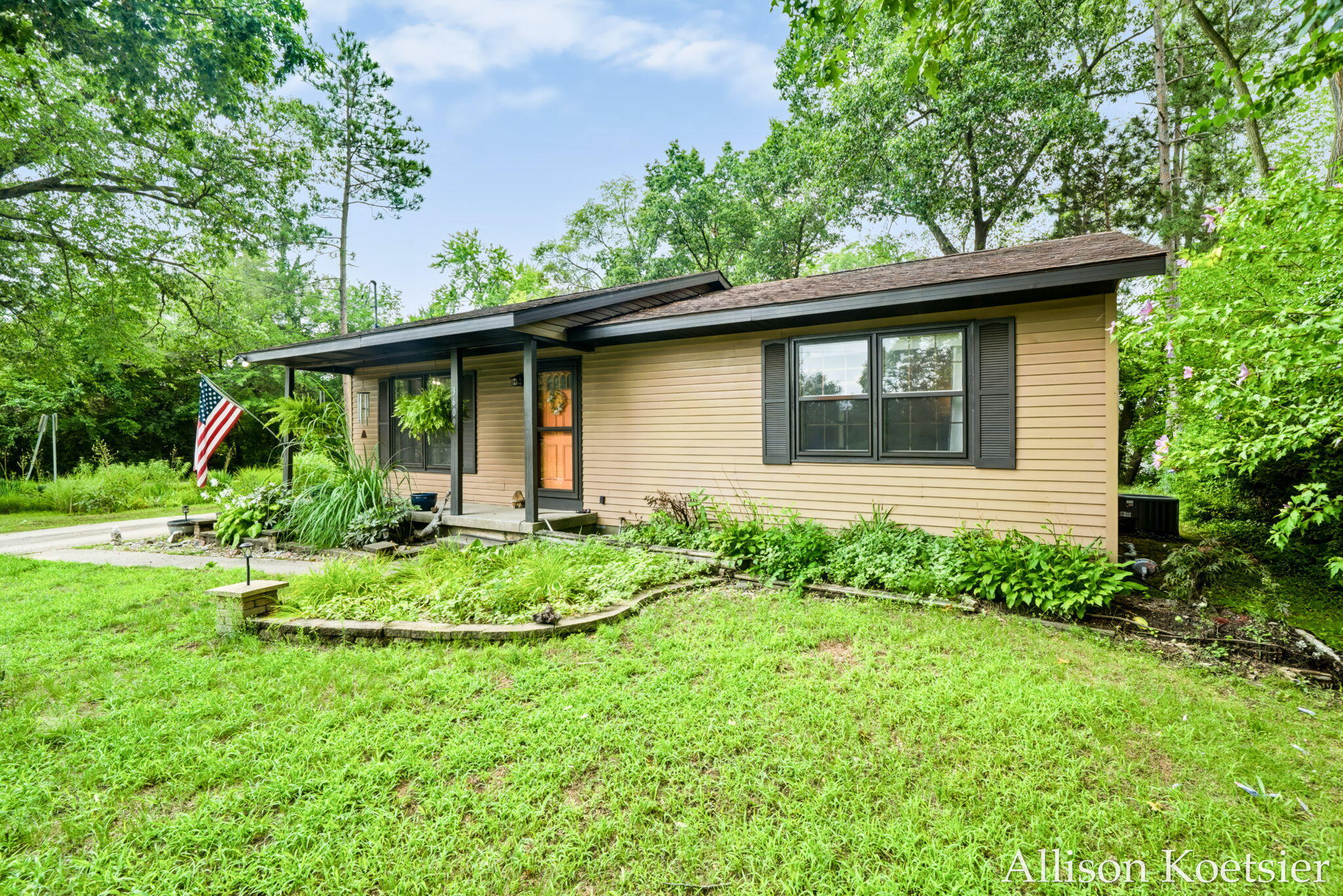 3609 Jupiter Avenue NE Grand Rapids MI 49525