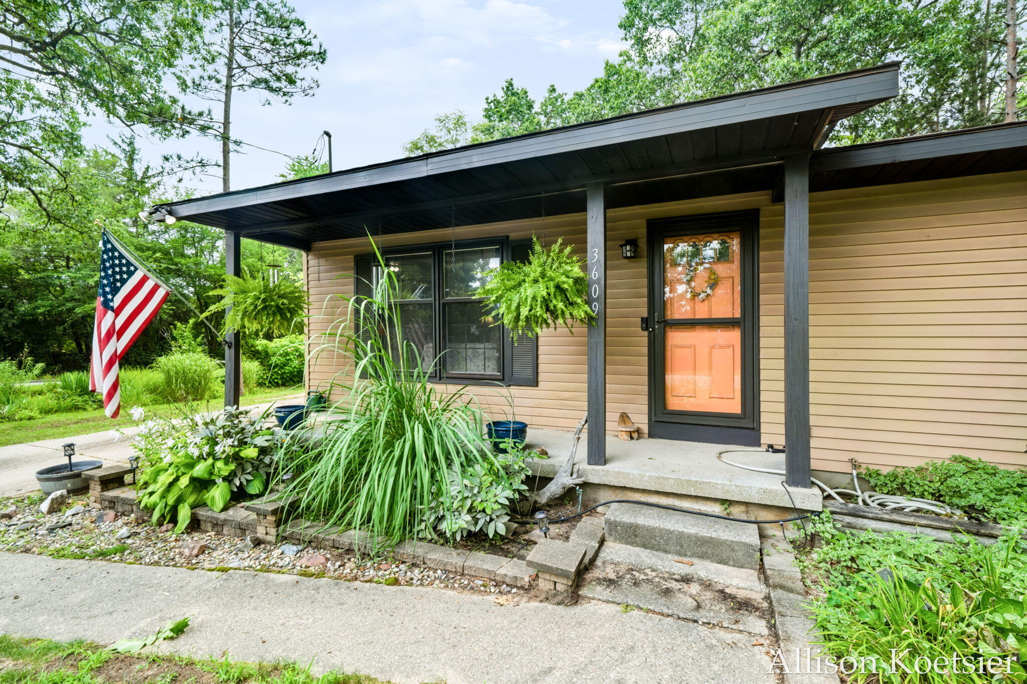 3609 Jupiter Avenue NE Grand Rapids MI 49525