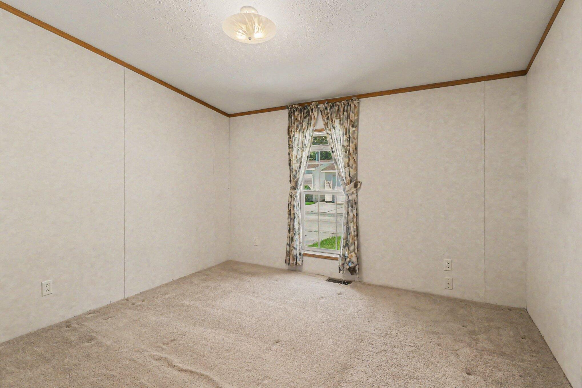 3757 W Woodview Drive Ludington MI 49431