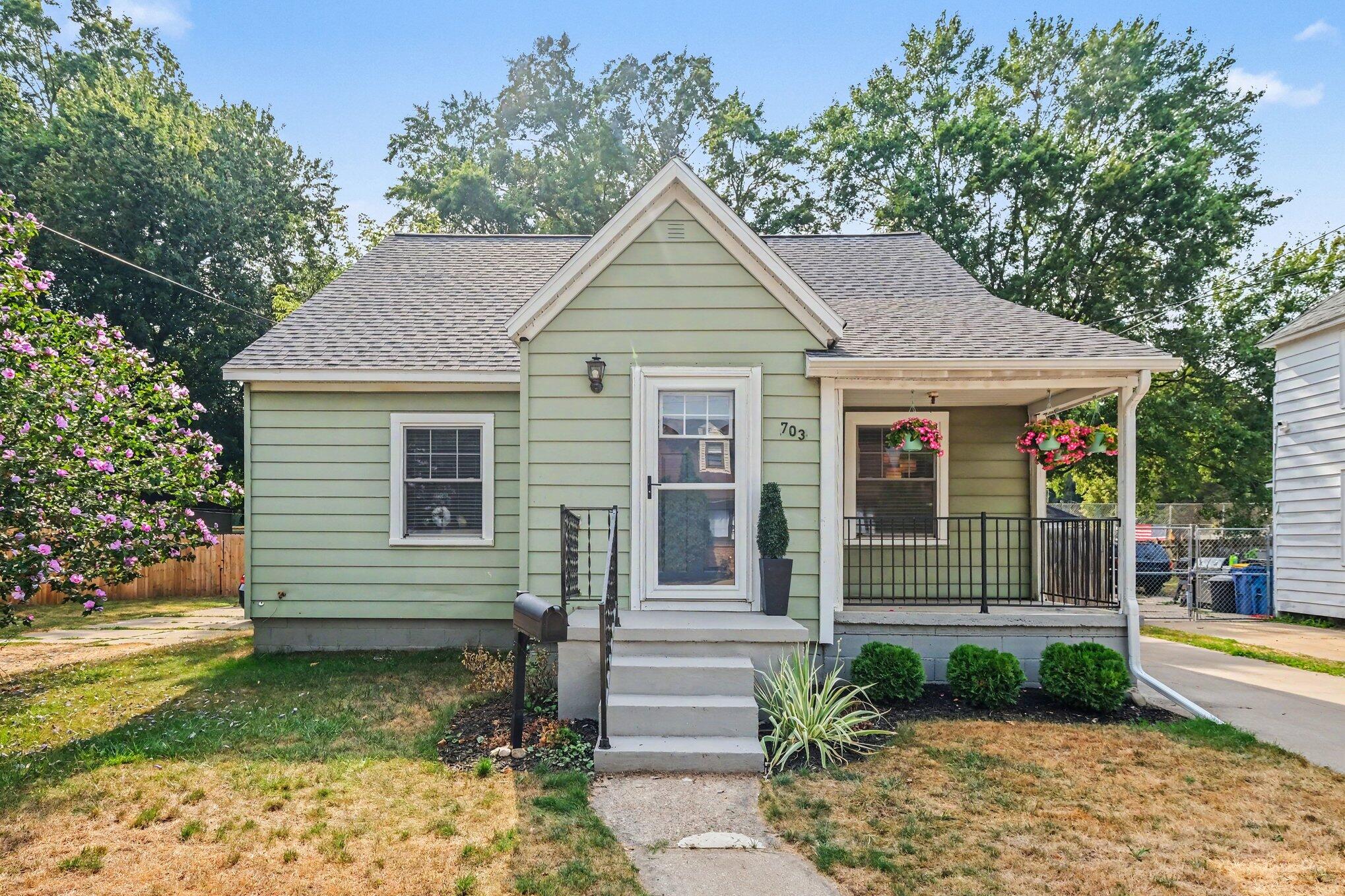 703 Garfield Avenue NW Grand Rapids MI 49504