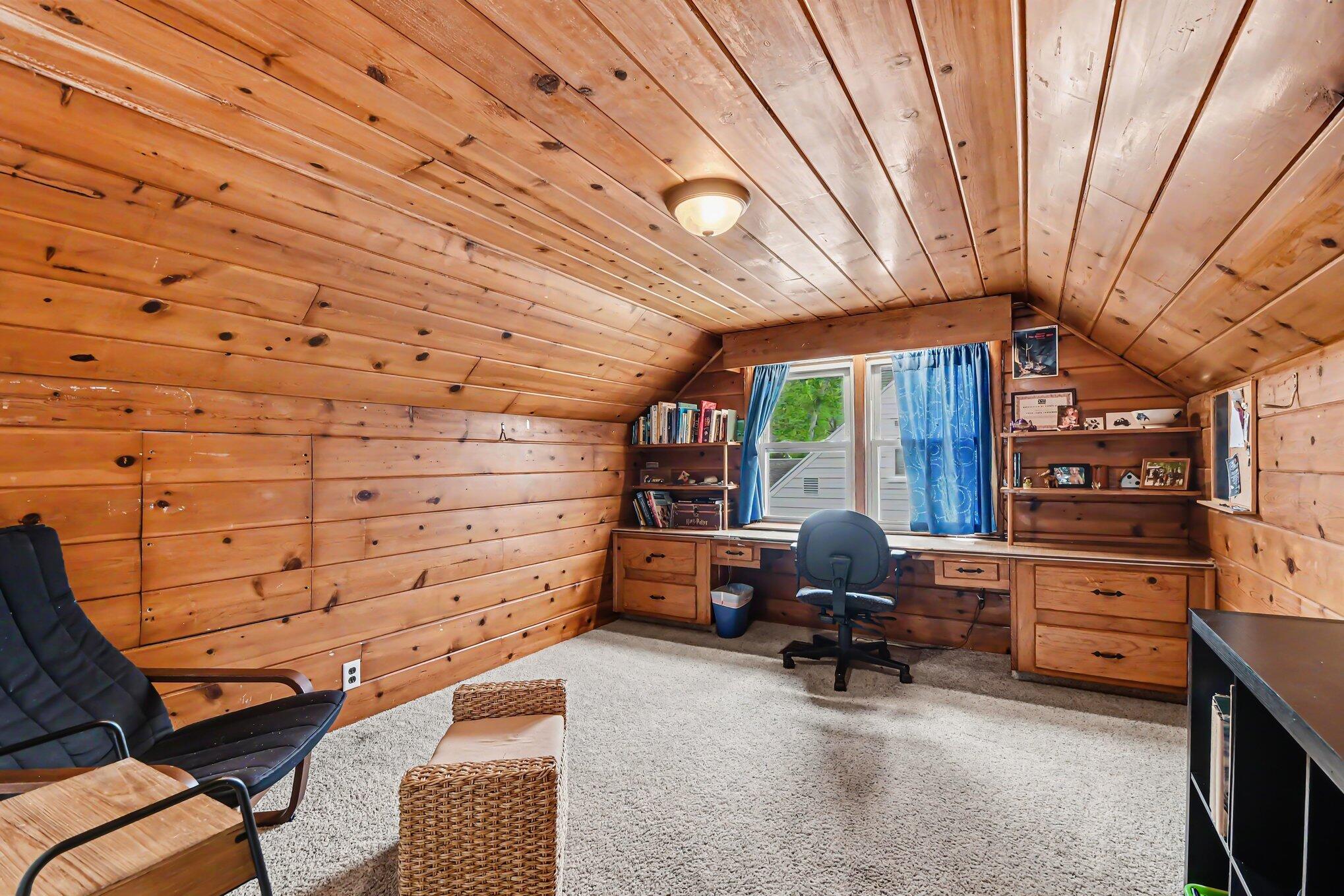 1308 Ellsmere Street NE Grand Rapids MI 49505