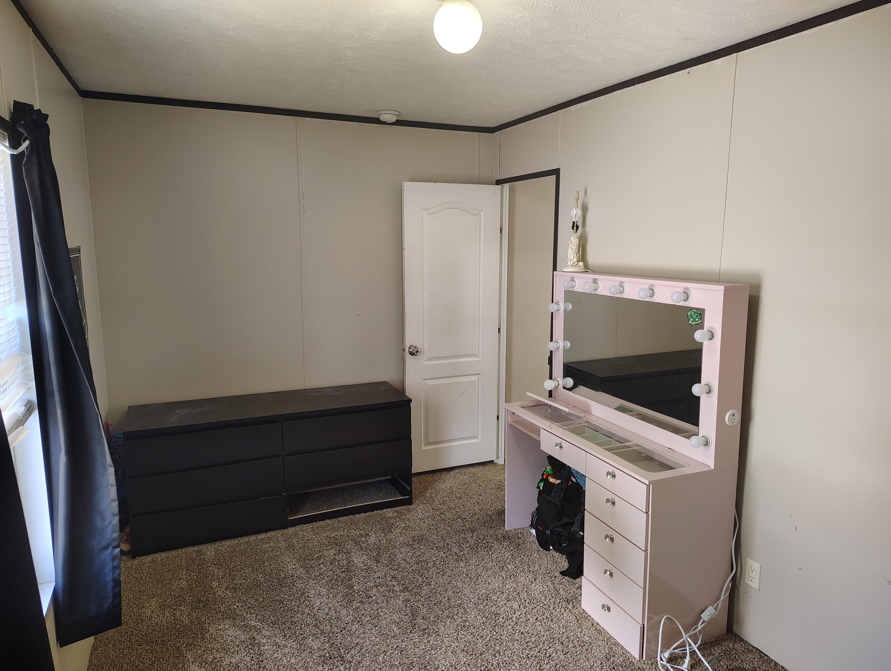 3891 Casper Avenue NW Grand Rapids MI 49544