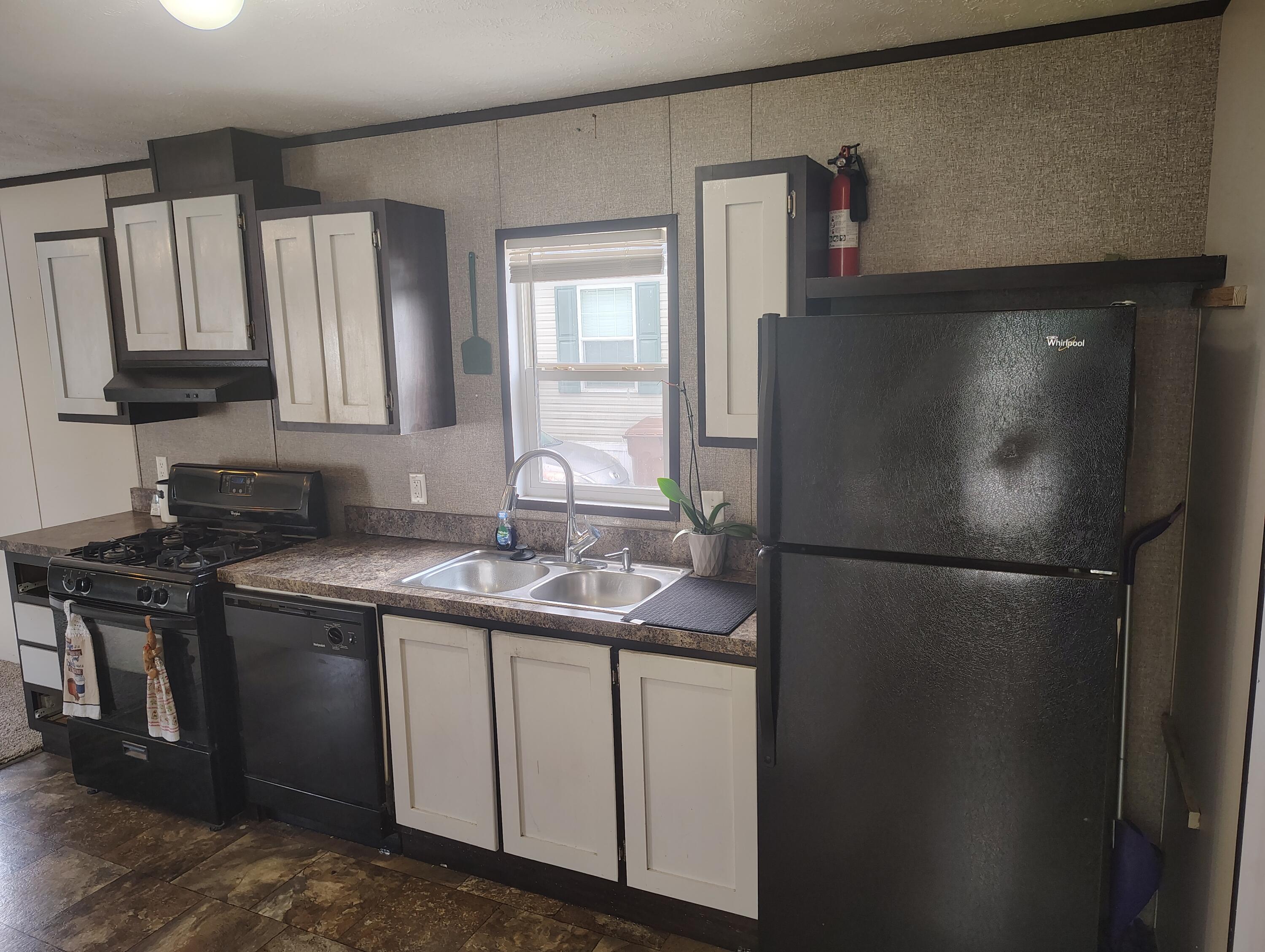 3891 Casper Avenue NW Grand Rapids MI 49544