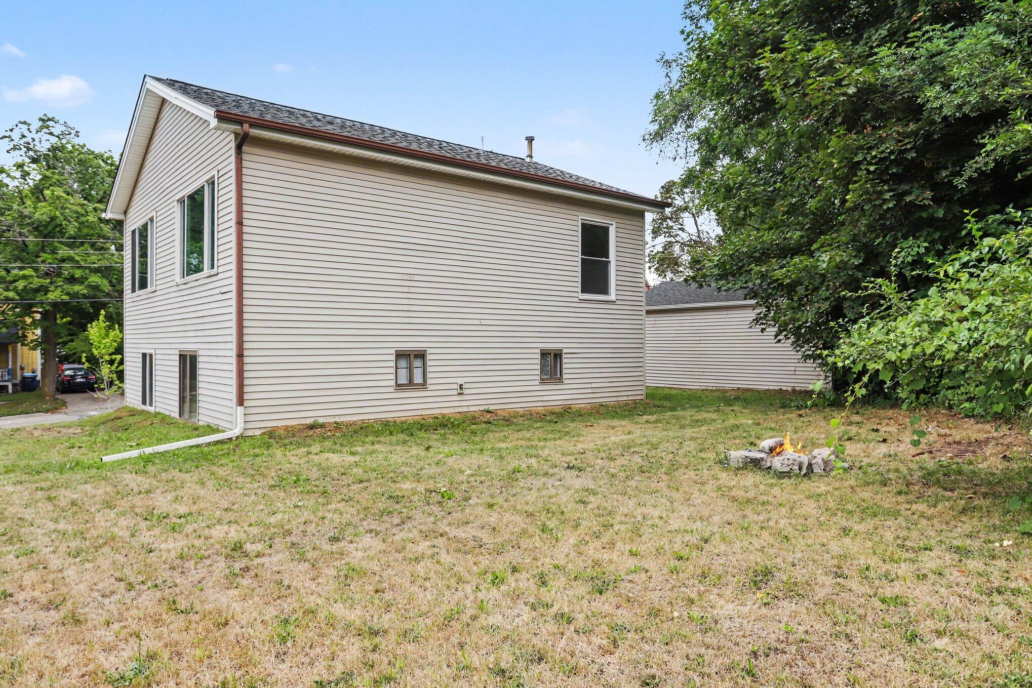 524 Charlotte Avenue Kalamazoo MI 49048
