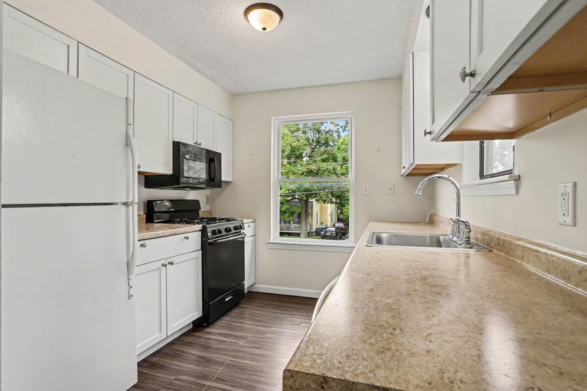524 Charlotte Avenue Kalamazoo MI 49048