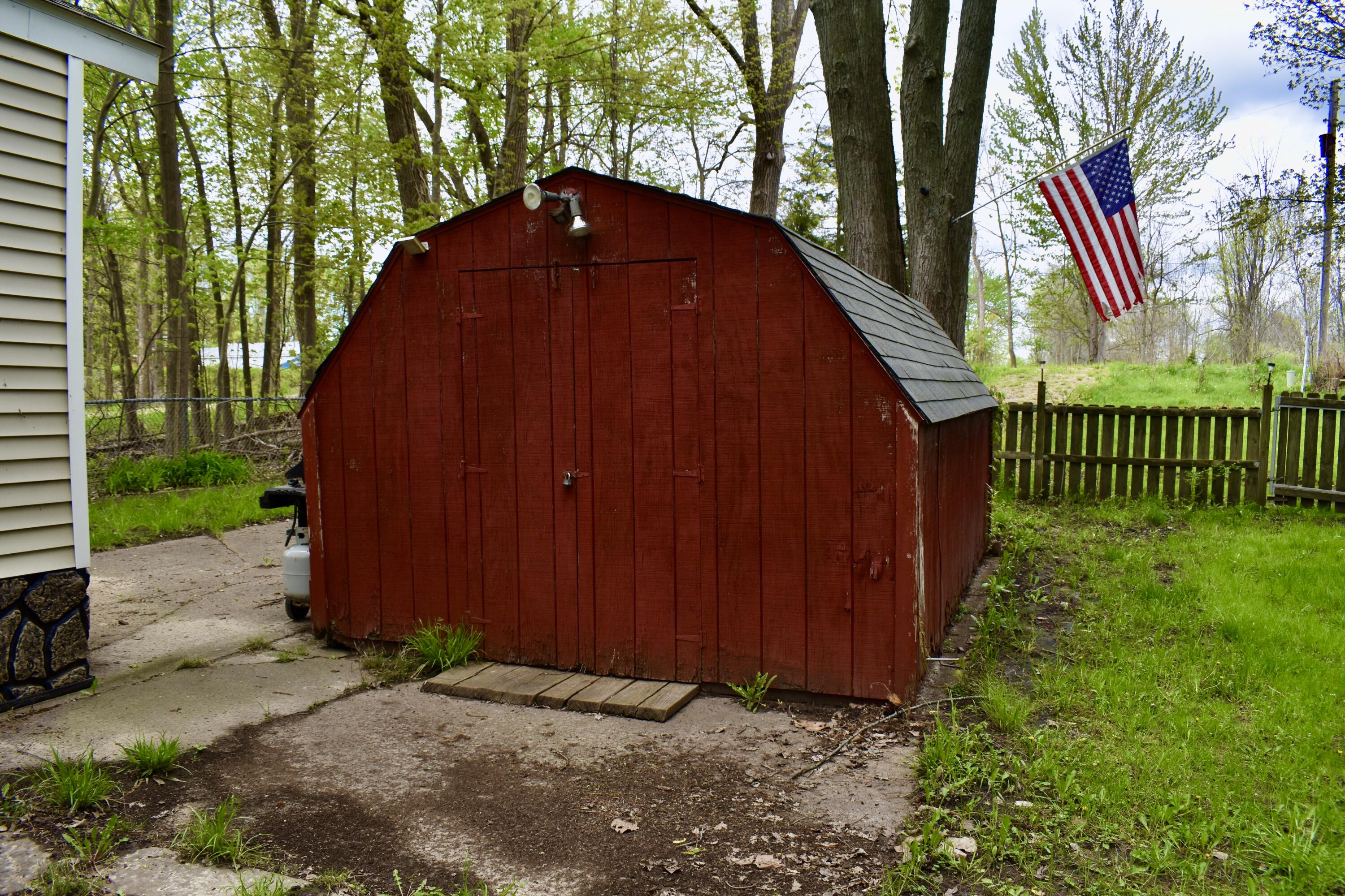 4188 107th Avenue Allegan MI 49010
