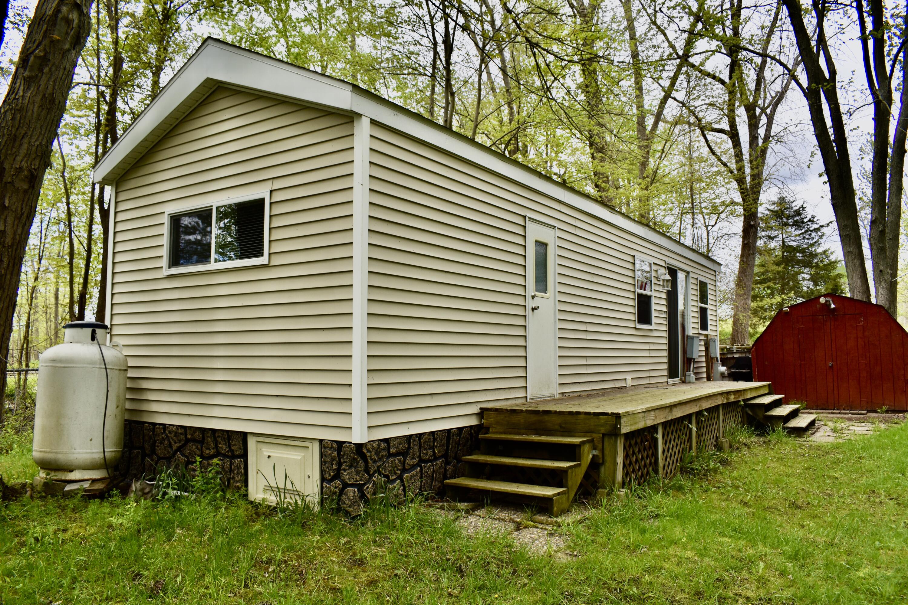 4188 107th Avenue Allegan MI 49010