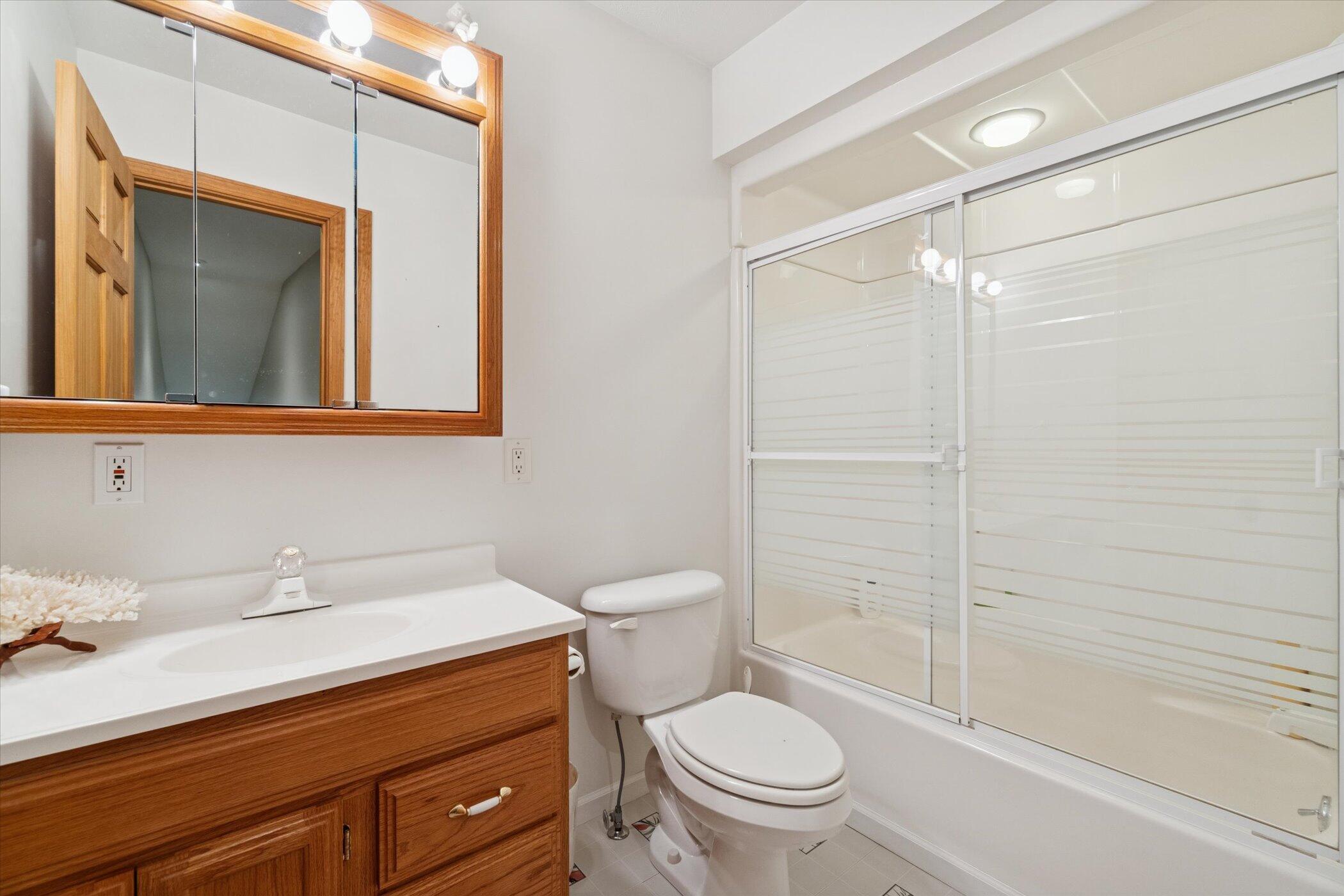 2335 Forest Trail Circle Fennville MI 49408