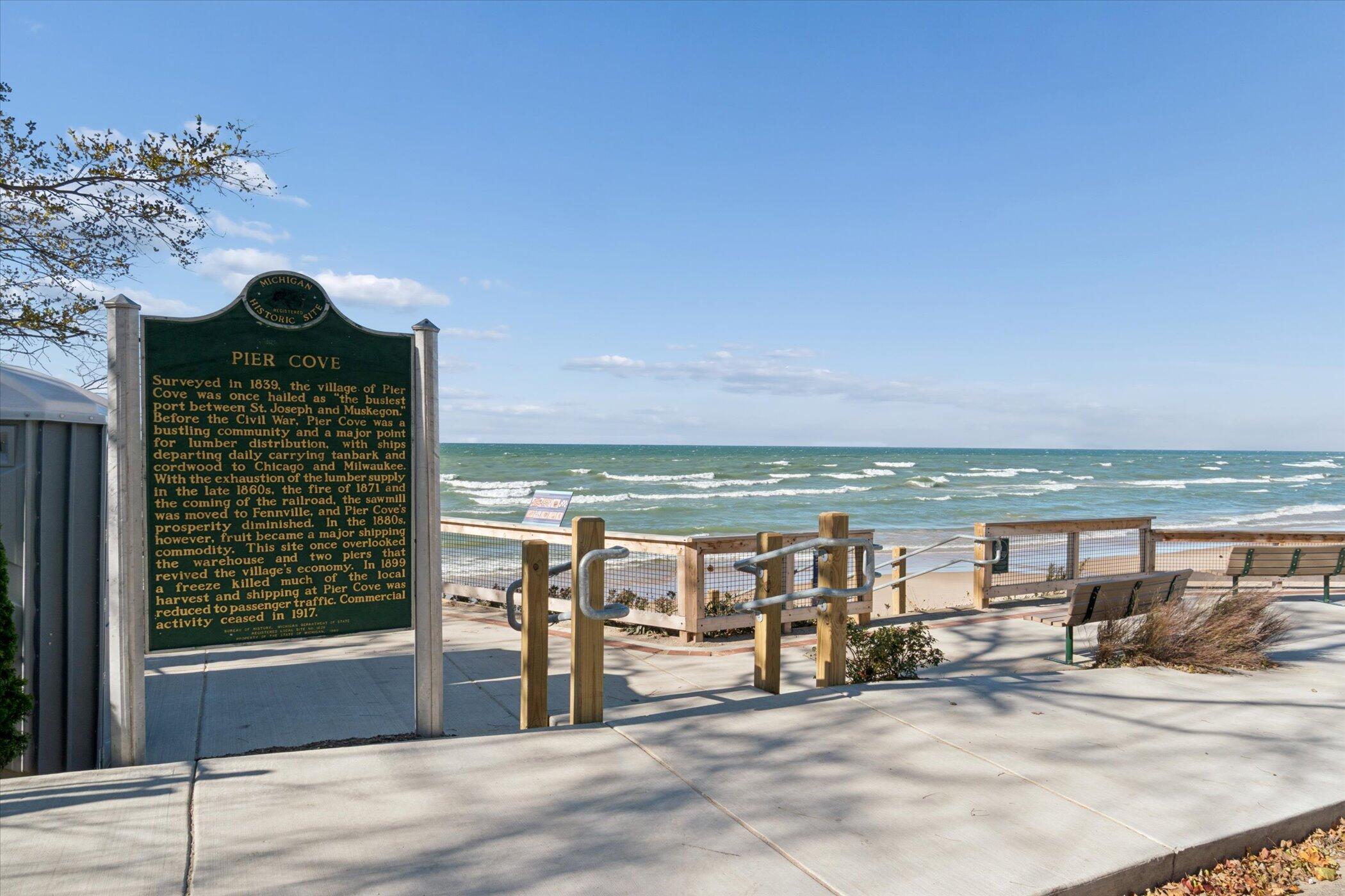 2335 Forest Trail Circle Fennville MI 49408