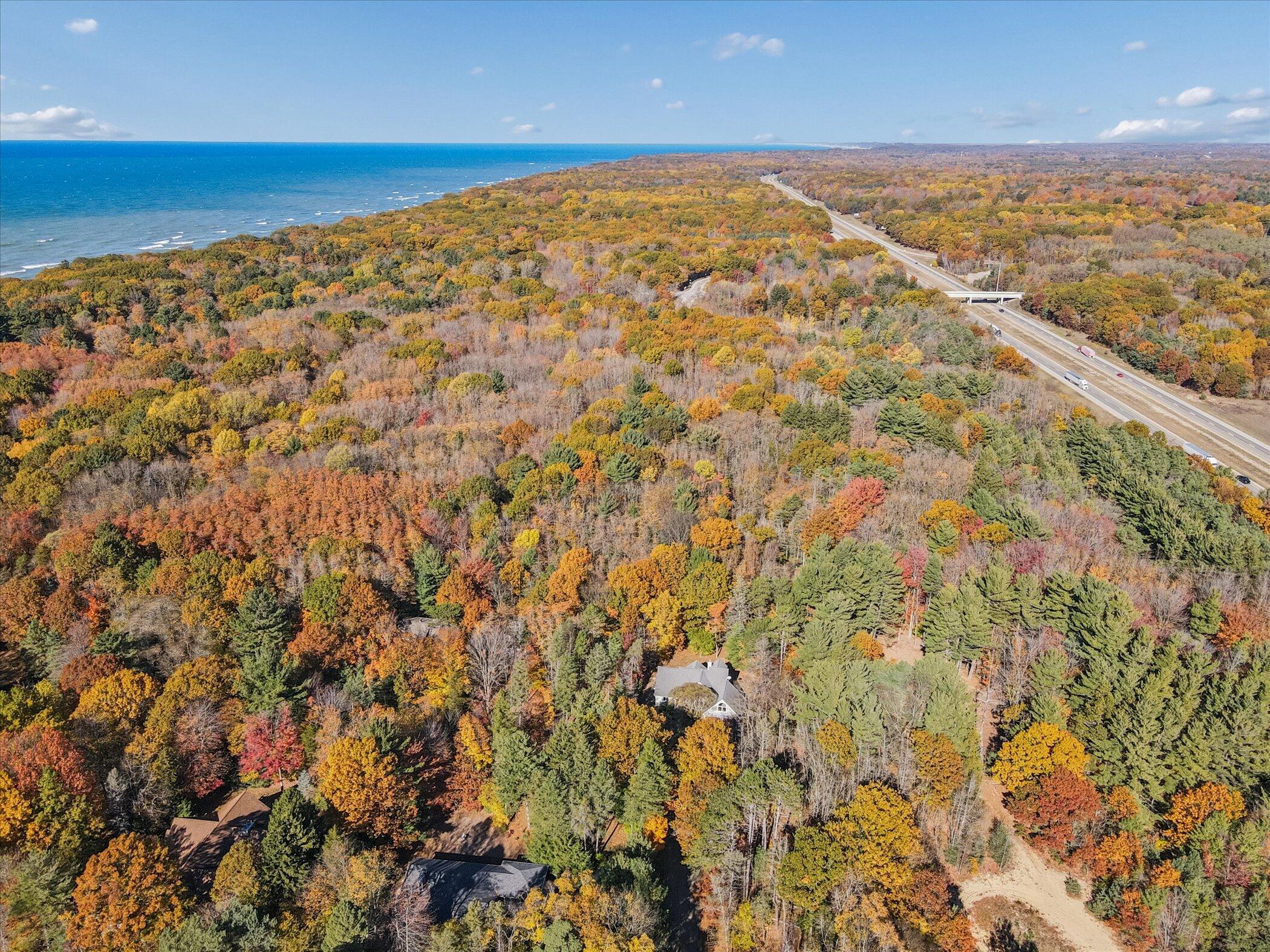 2335 Forest Trail Circle Fennville MI 49408