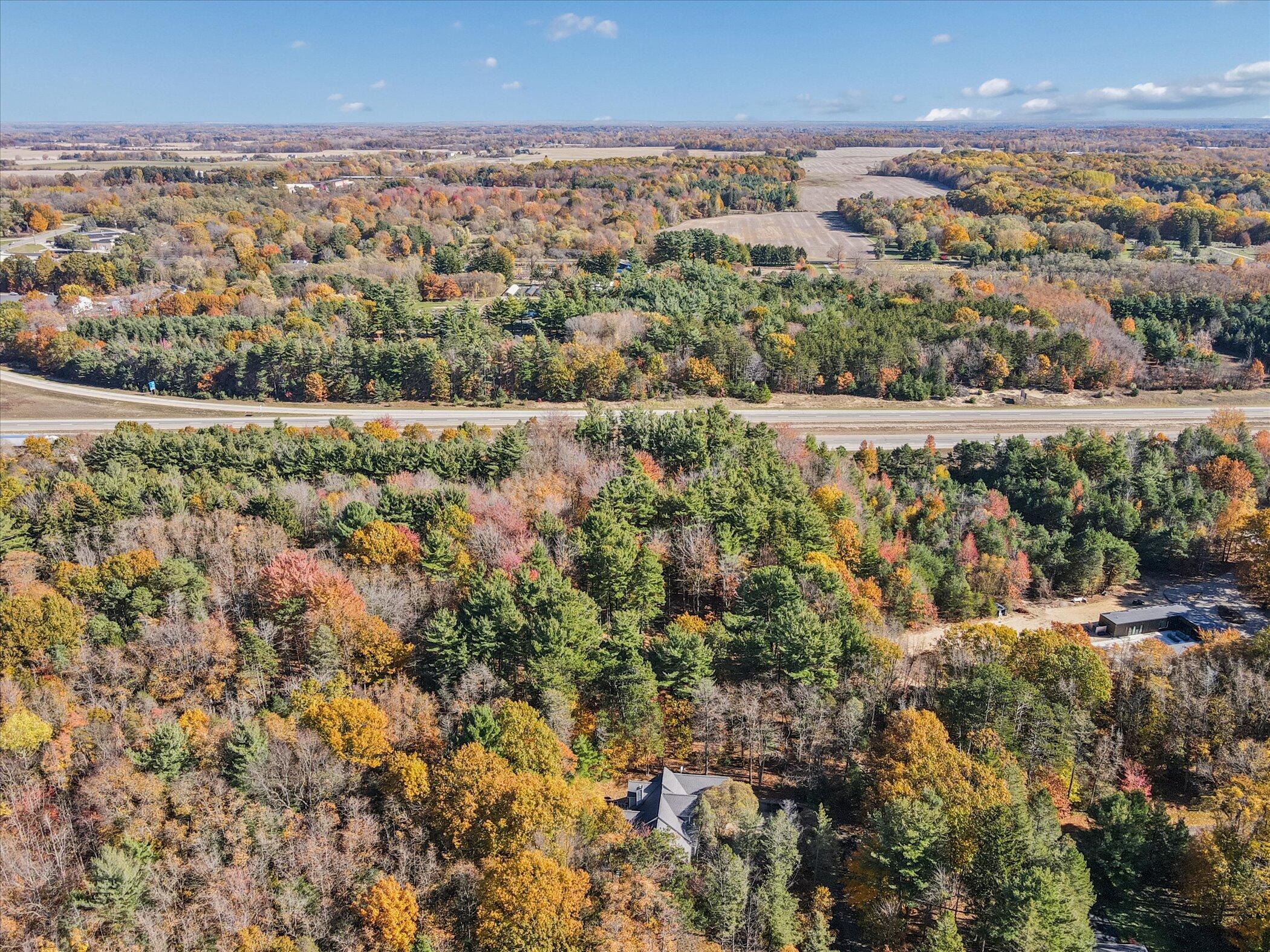 2335 Forest Trail Circle Fennville MI 49408