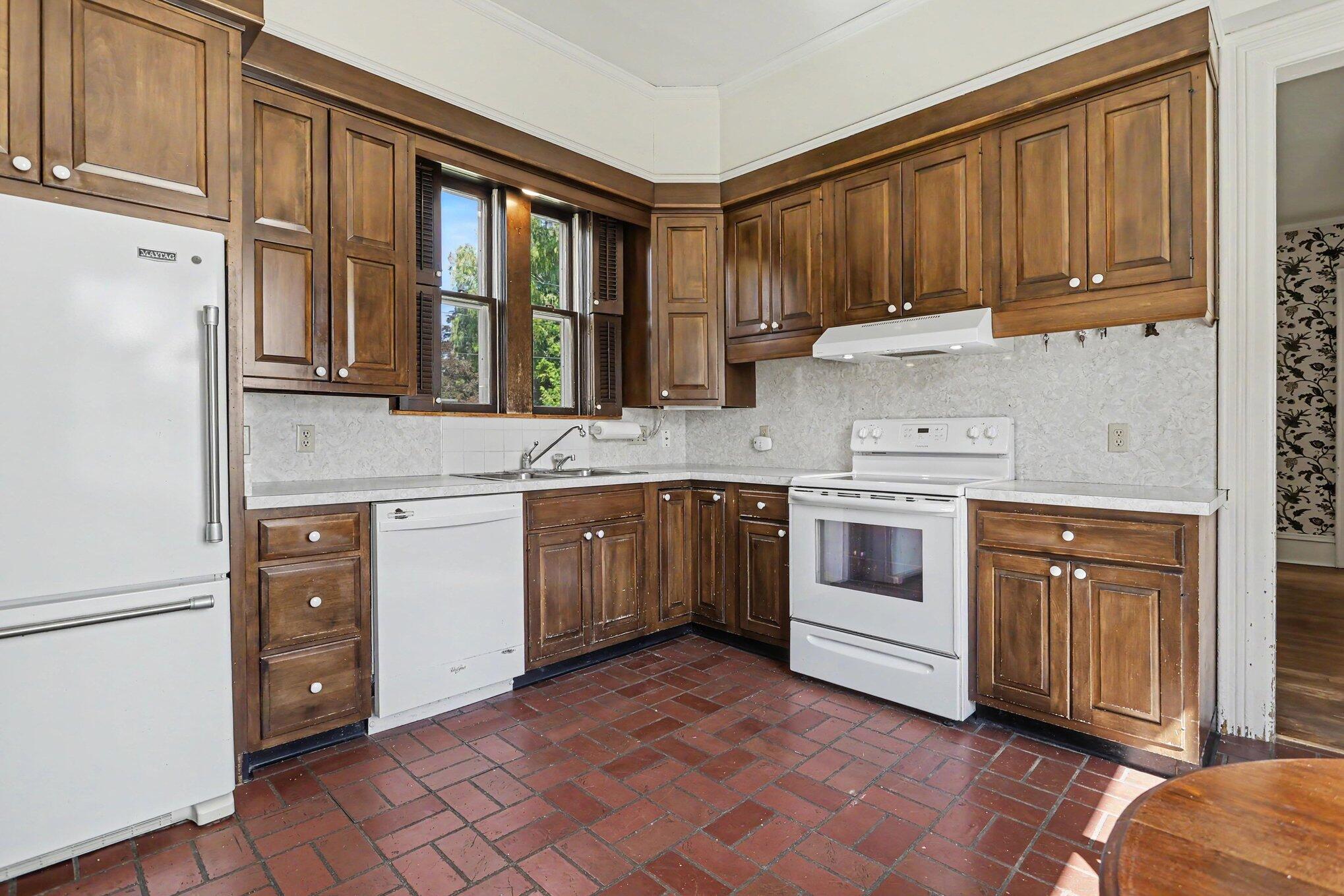 313 W Front Street Buchanan MI 49107