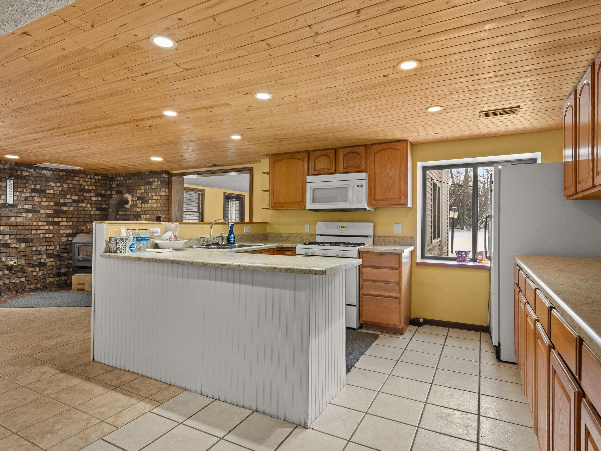 3175 Strand Road Muskegon MI 49445